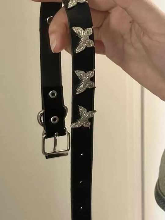 Gotika va pank uslubidagi choker, kapalak, yurak, xoch va boshqa bezakli modellar