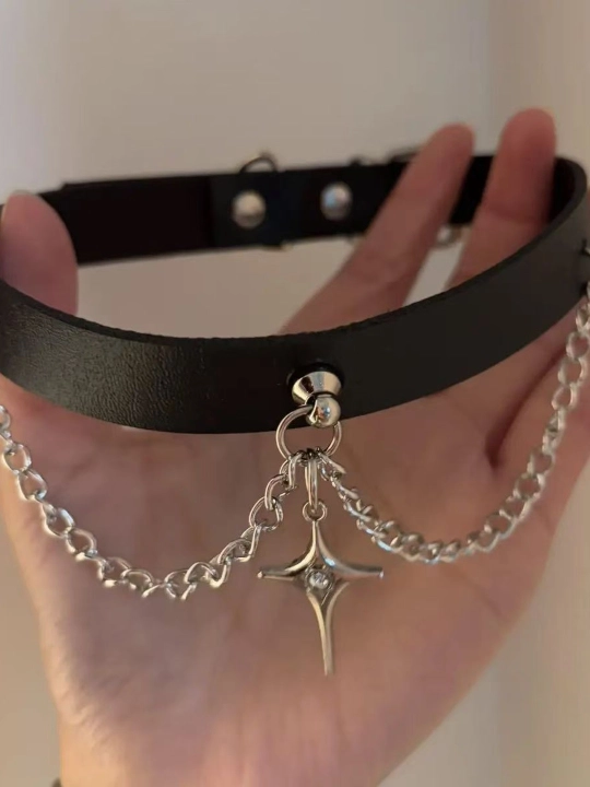 Gotika va pank uslubidagi choker, kapalak, yurak, xoch va boshqa bezakli modellar