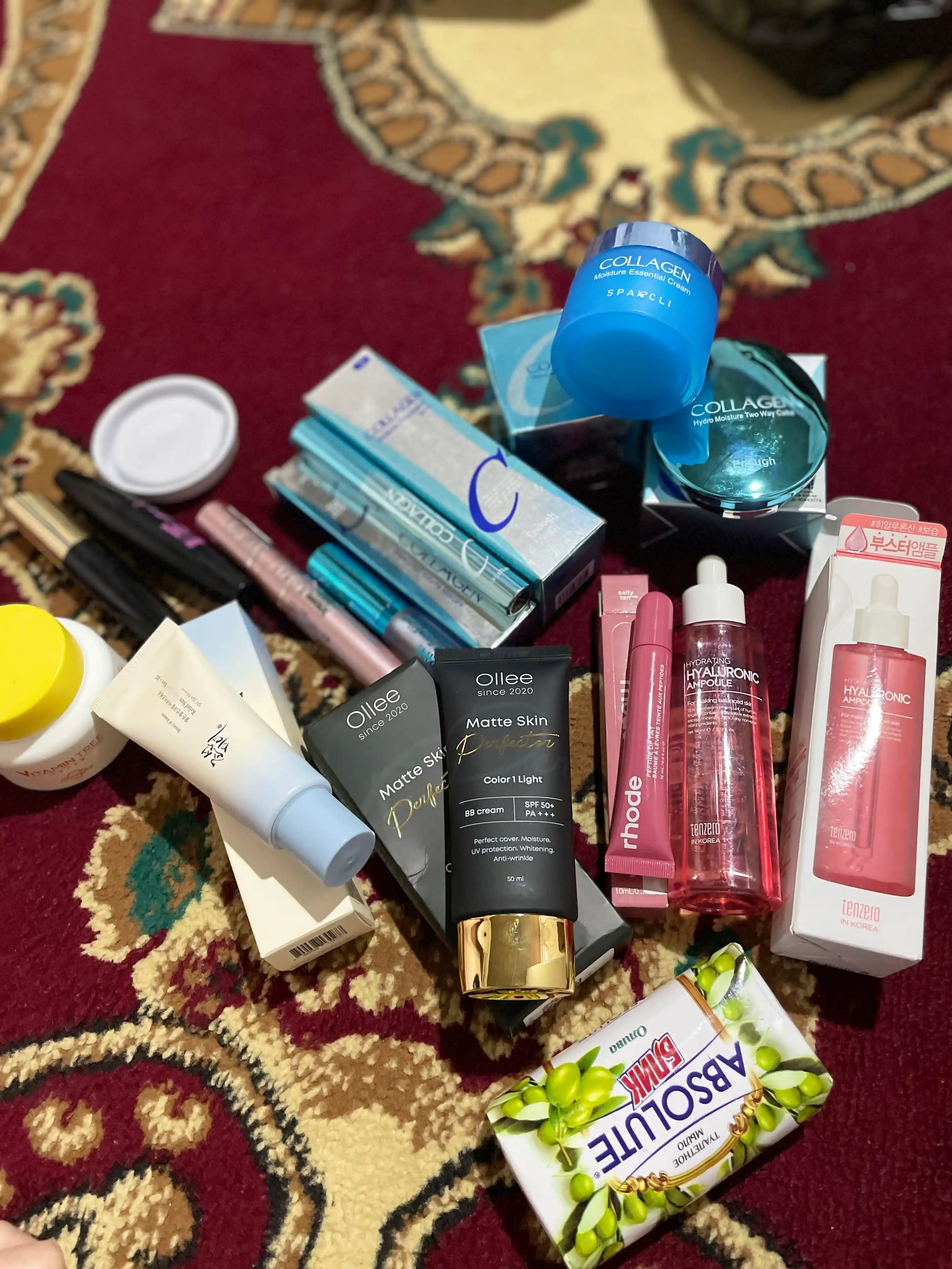 Quruq, normal va aralash teri uchun OLLEE SPF50+ BB-xiralashtiruvchi kremi, 50 ml
