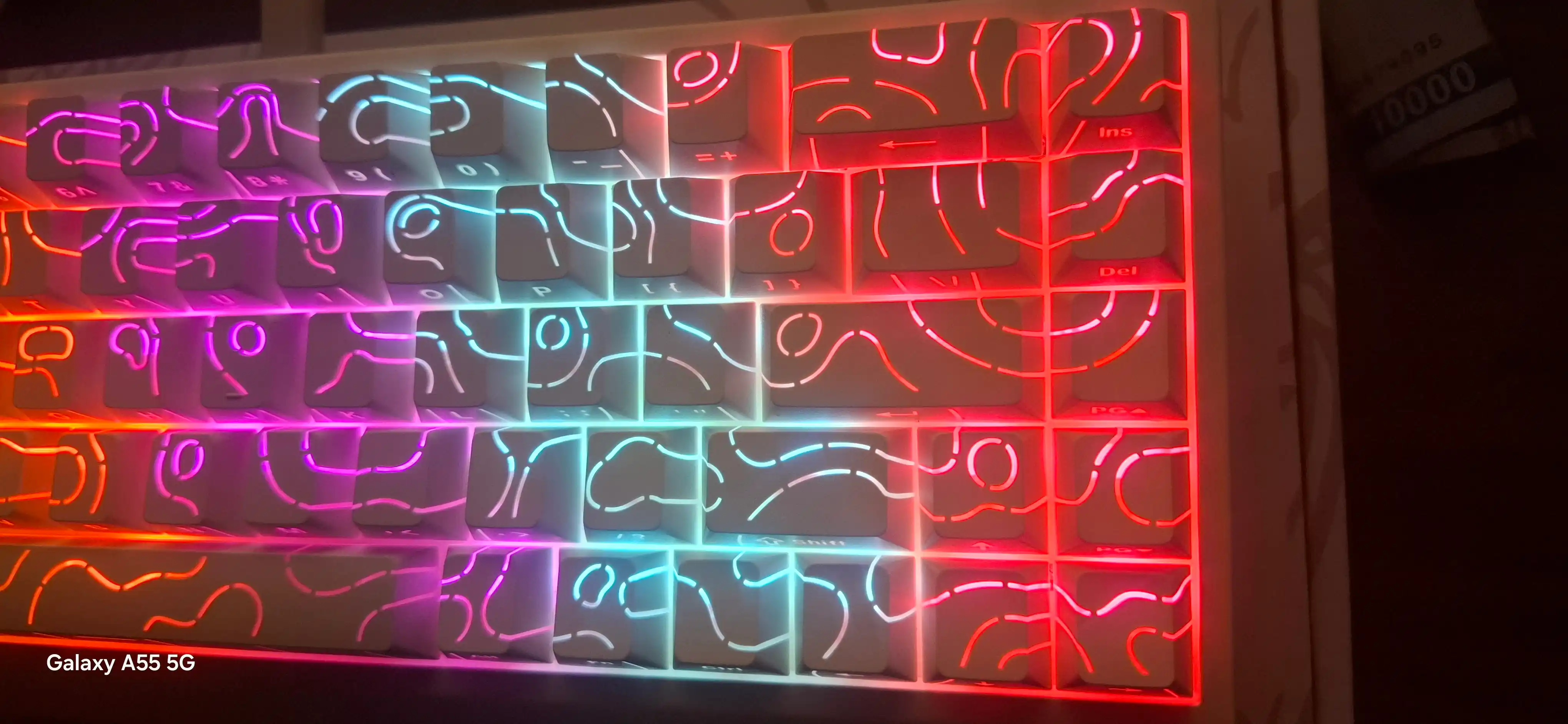 Geymerlar uchun RGB yoritilgan AJAZZ o‘yin klaviaturasi mexanik / membranali