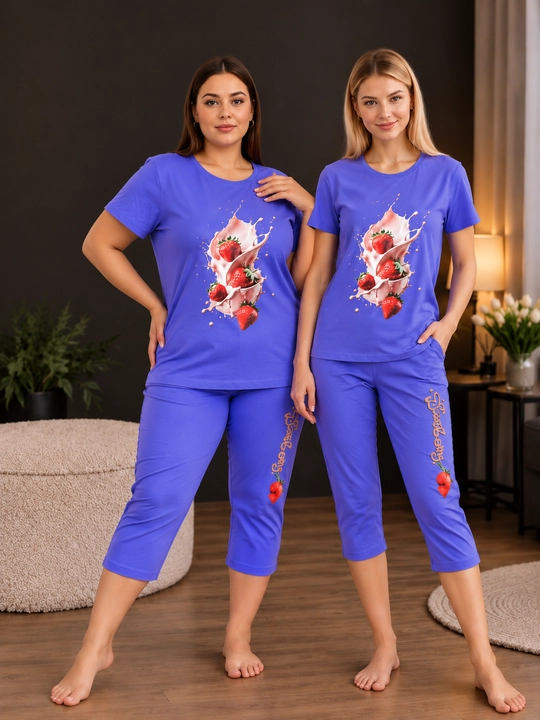 Ayollar pijamasi, bridjali futbolka