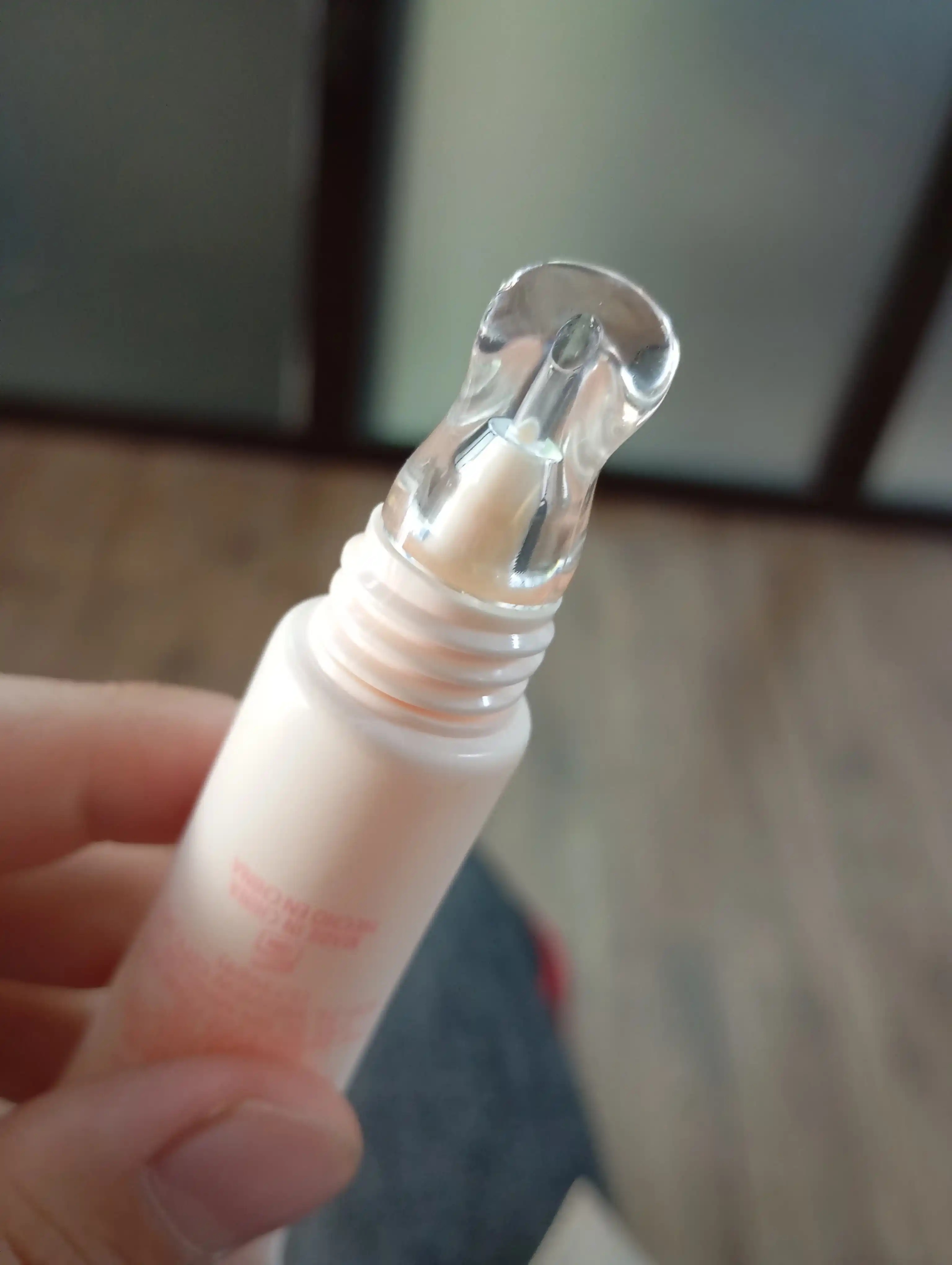 Lab yaltirog‘i SHEGLAM blesk Crystal Glaze, namlovchi