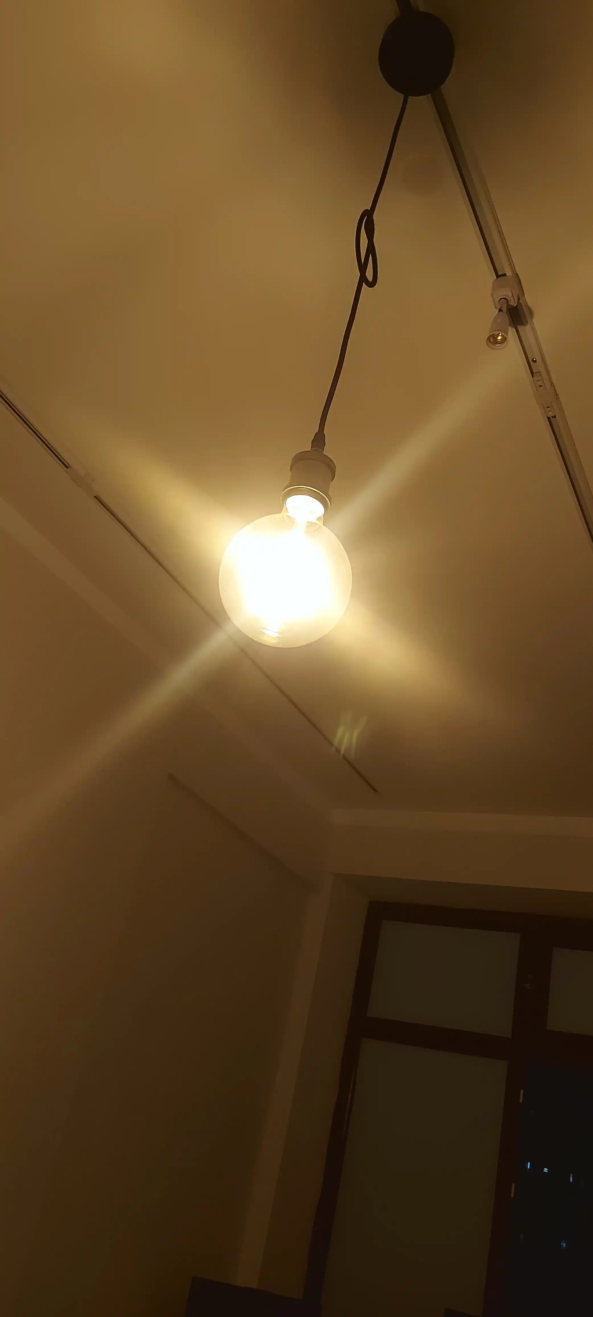 RUSTIC GLOBE - 6, Sharsimon shaklidagi Dekorativ LED Lampa