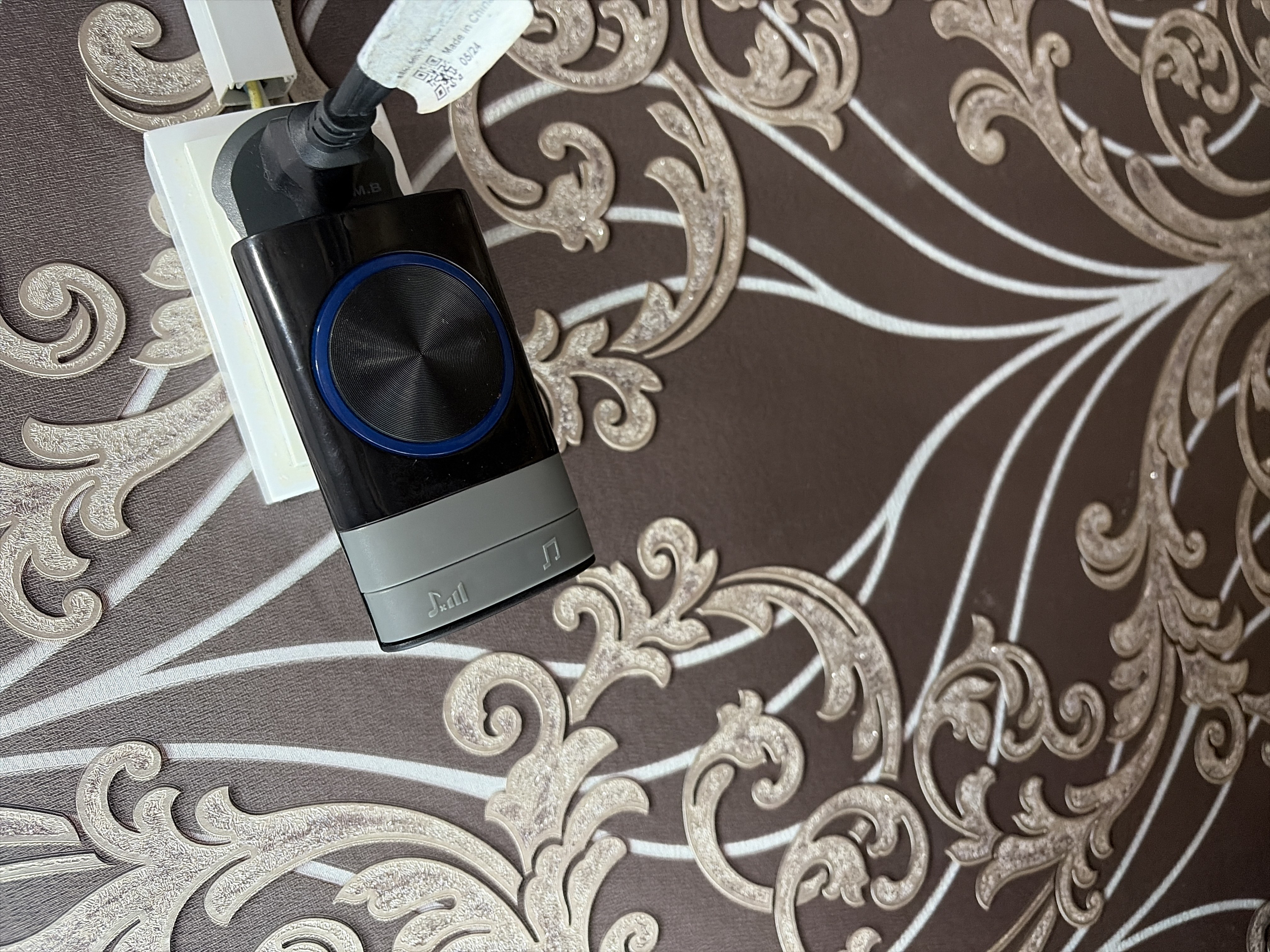 Simsiz eshik qo'ng'irog'i – 300 m, IP68, batareyasiz tugma, 38 ohang, 220V