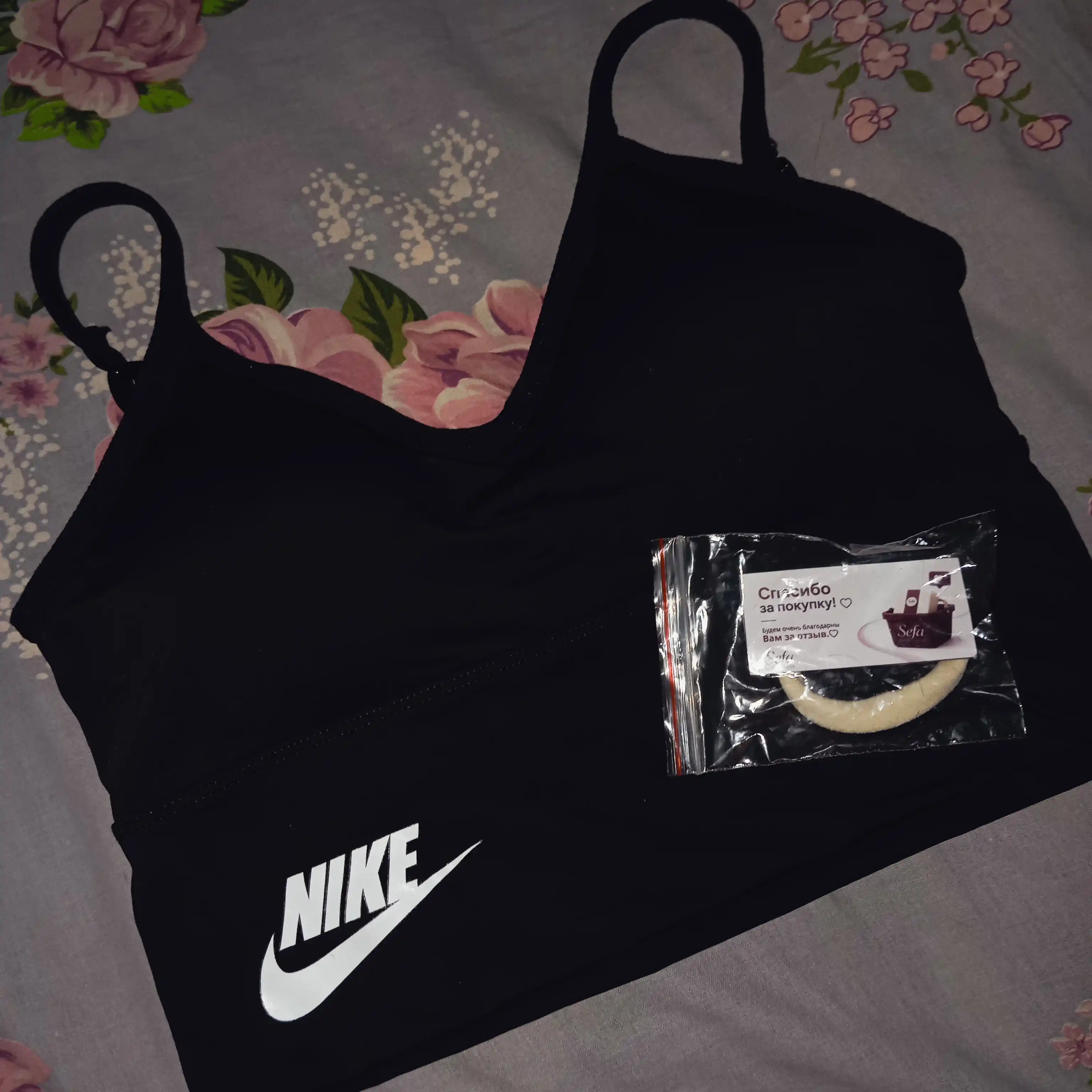 Ayollar uchun sport top, fitness va mashg‘ulotlar uchun top-bra