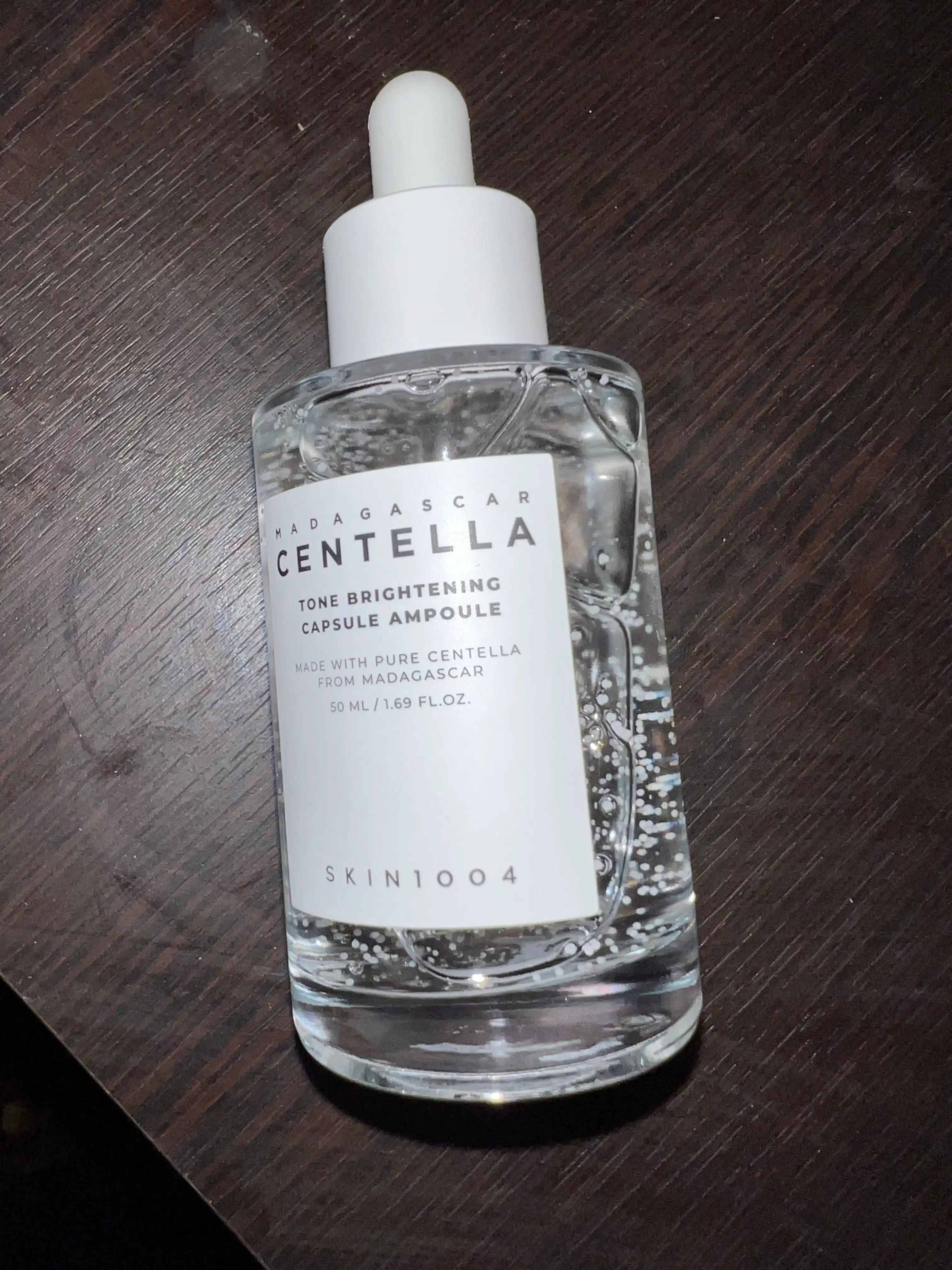 SKIN1004 Centella Poremizing Fresh Ampoule / Tone Brightening Capsule Ampoule yuz uchun