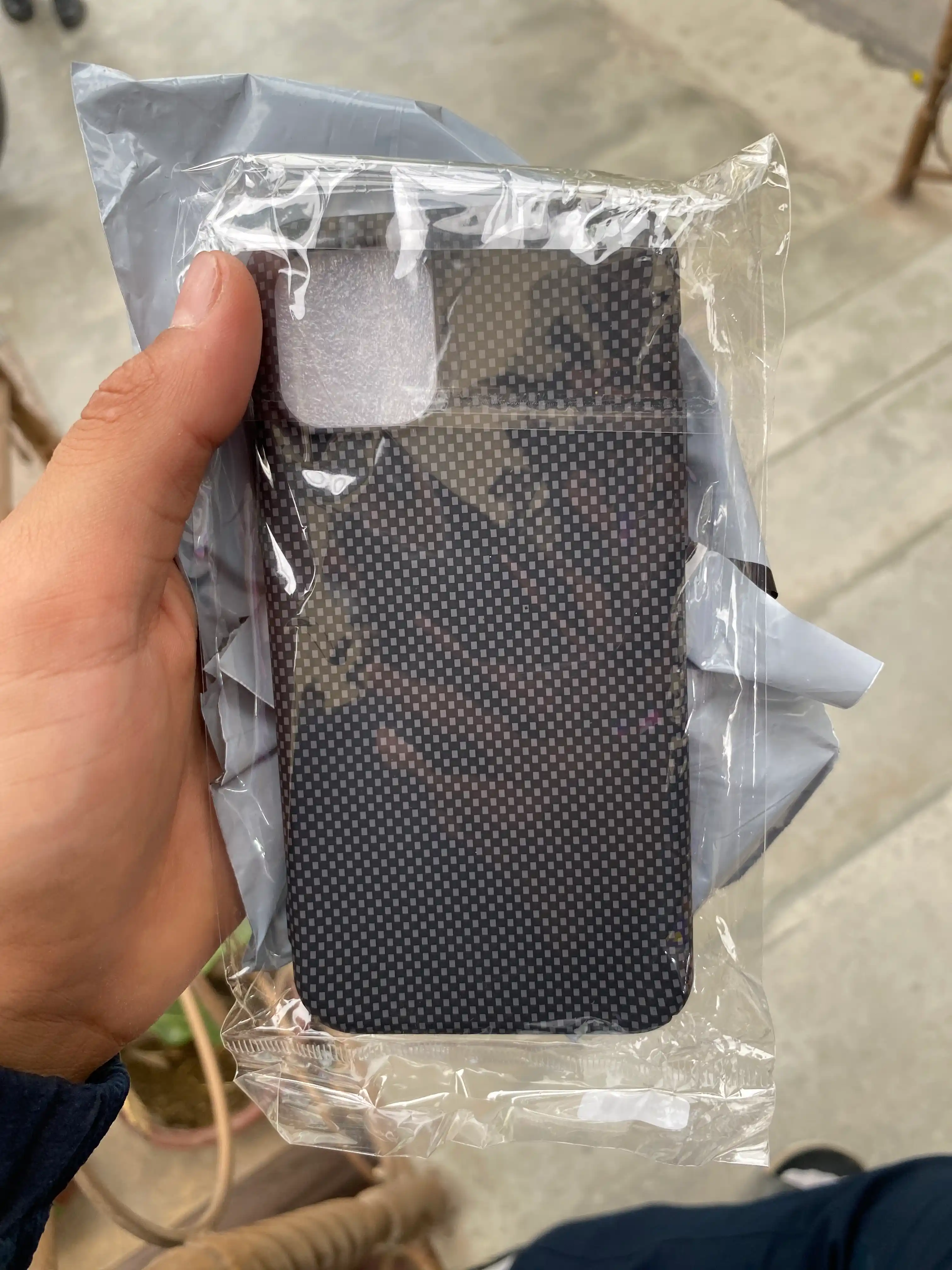 IPhone 11-17 Pro Max uchun MagSafe karbon g‘ilofi, yupqa, mustahkam himoya g‘ilofi