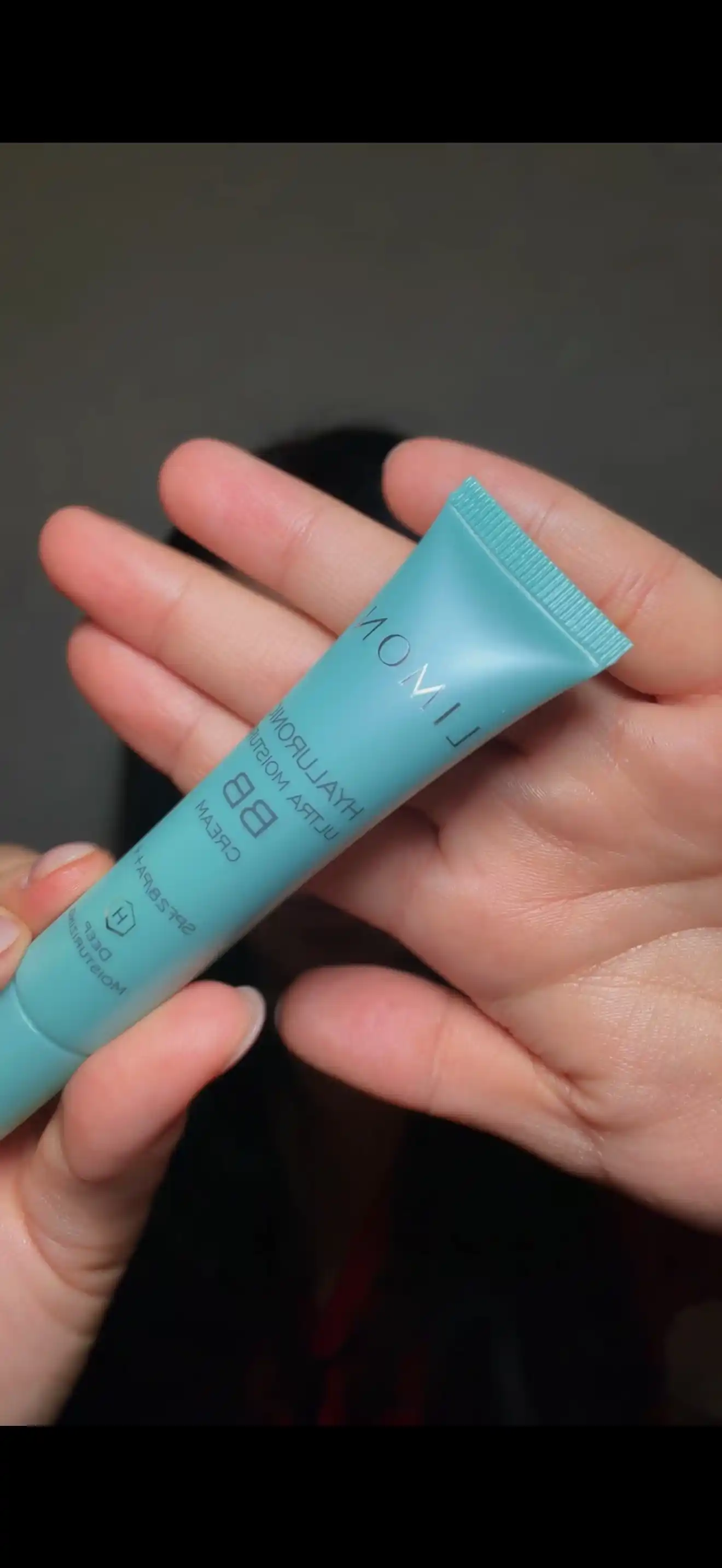 Увлажняющий ББ крем с гиалуроновой кислотой LIMONI Hyaluronic Ultra Moisture BB Cream 15мл