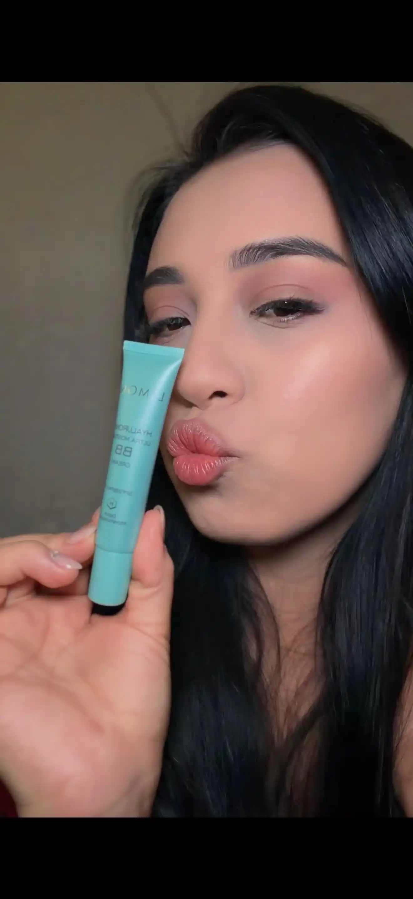 Увлажняющий ББ крем с гиалуроновой кислотой LIMONI Hyaluronic Ultra Moisture BB Cream 15мл