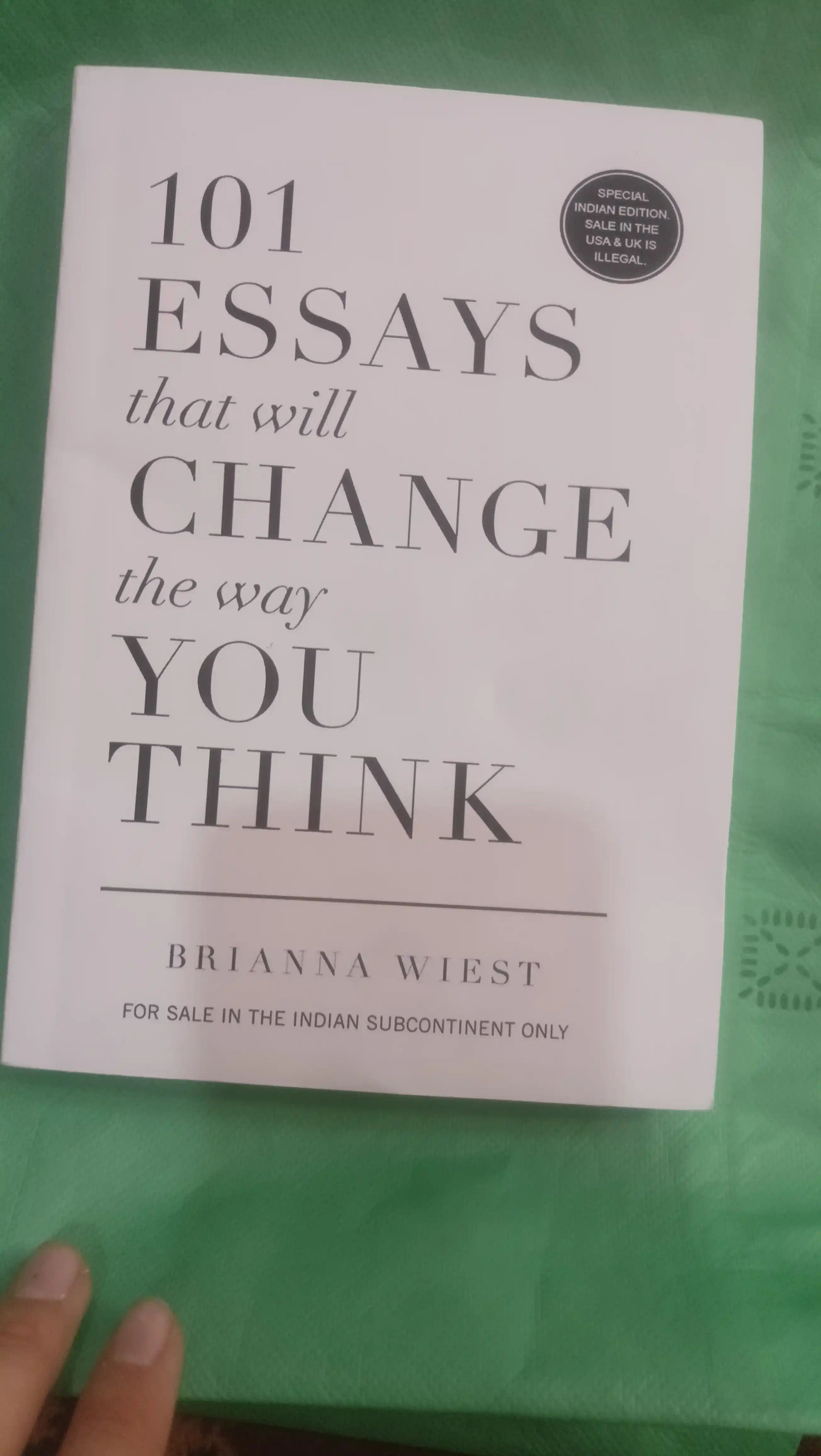 101 Essays that will change the way you think, Brianna Wiest