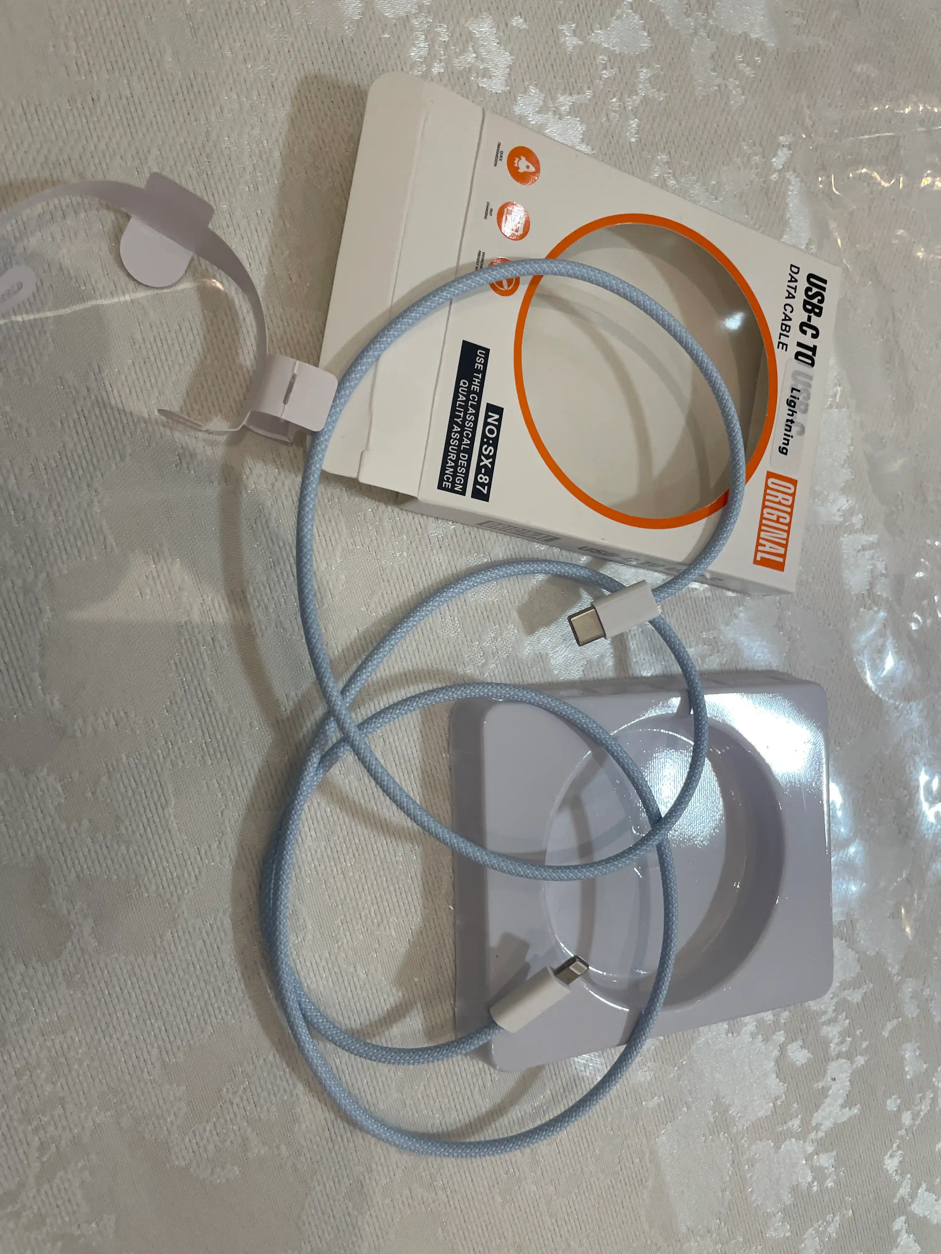 Kabel Type-C to Lightning 3.1, 6A, tez quvvatlash va ma’lumot uzatish uchun