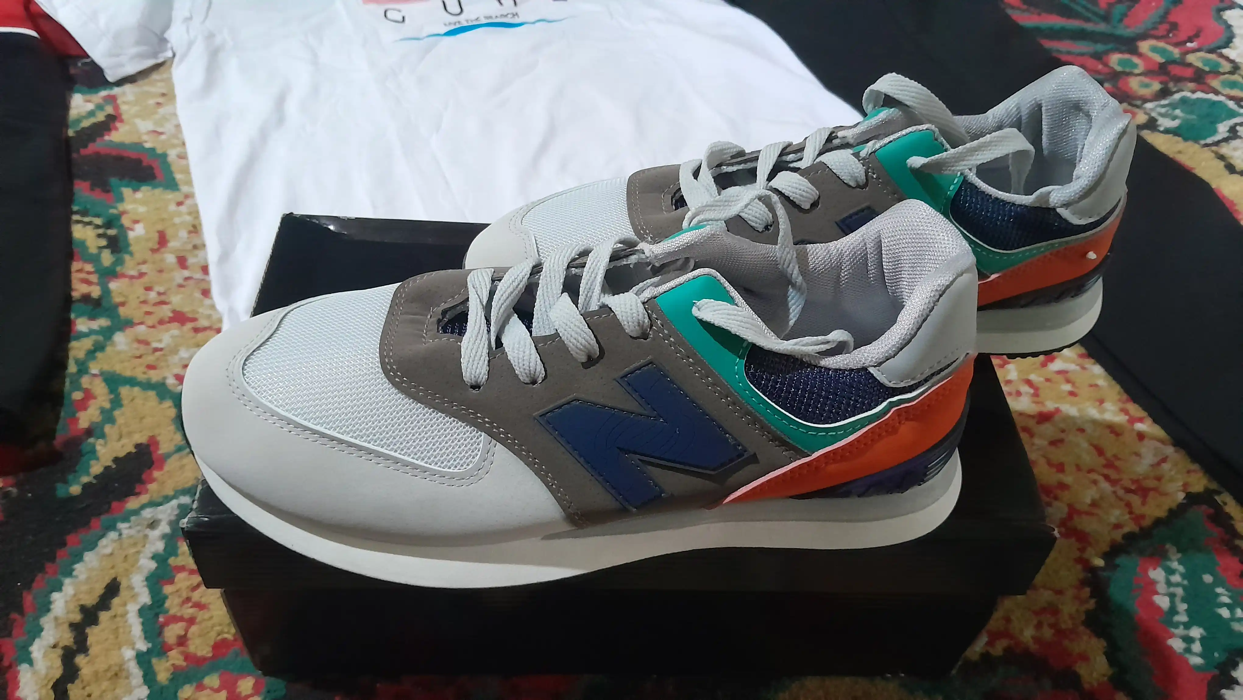 Erkaklar va ayollar krossovkalari, yozgi va kuzgi, unisekss