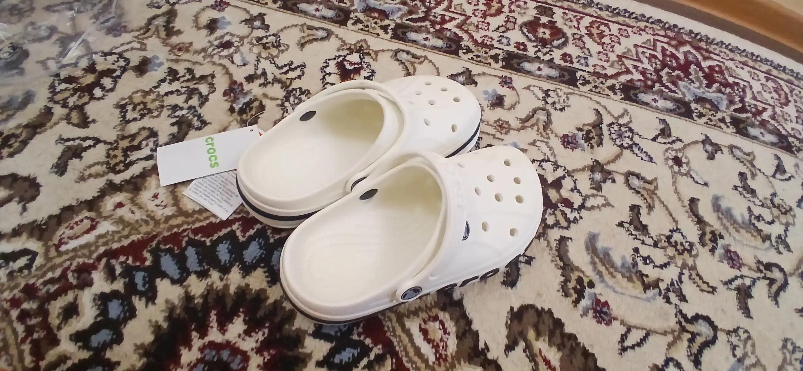 Crocs, qulay, erkaklar va ayollar uchun yozgi shippaklar