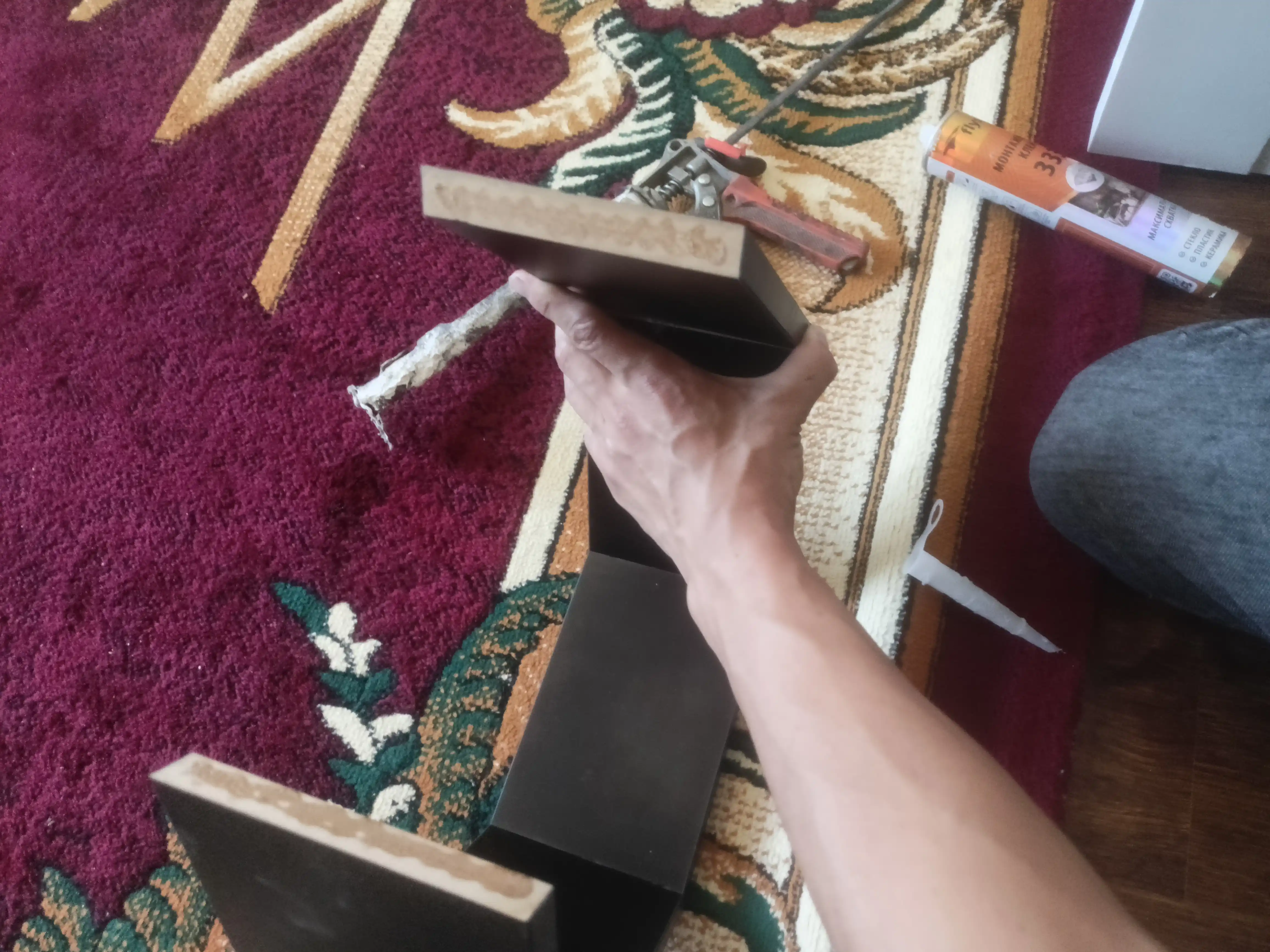 Olti burchakli devor tokchasi, 36×30×13 sm, LMDF, 3 xil rang