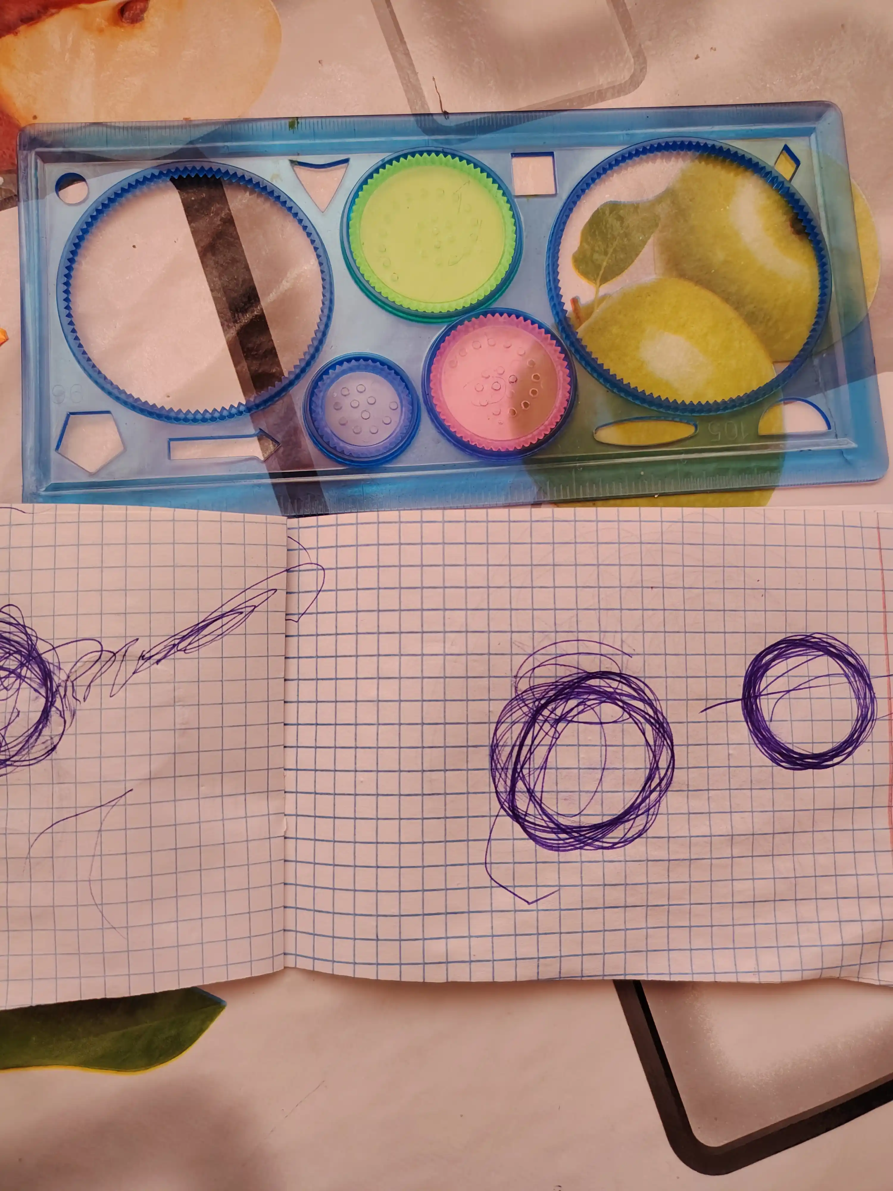Lineyka-Spirograf o'qish va ijodkorlik uchun, lineyka miya motorikasini rivojlantiruvchi