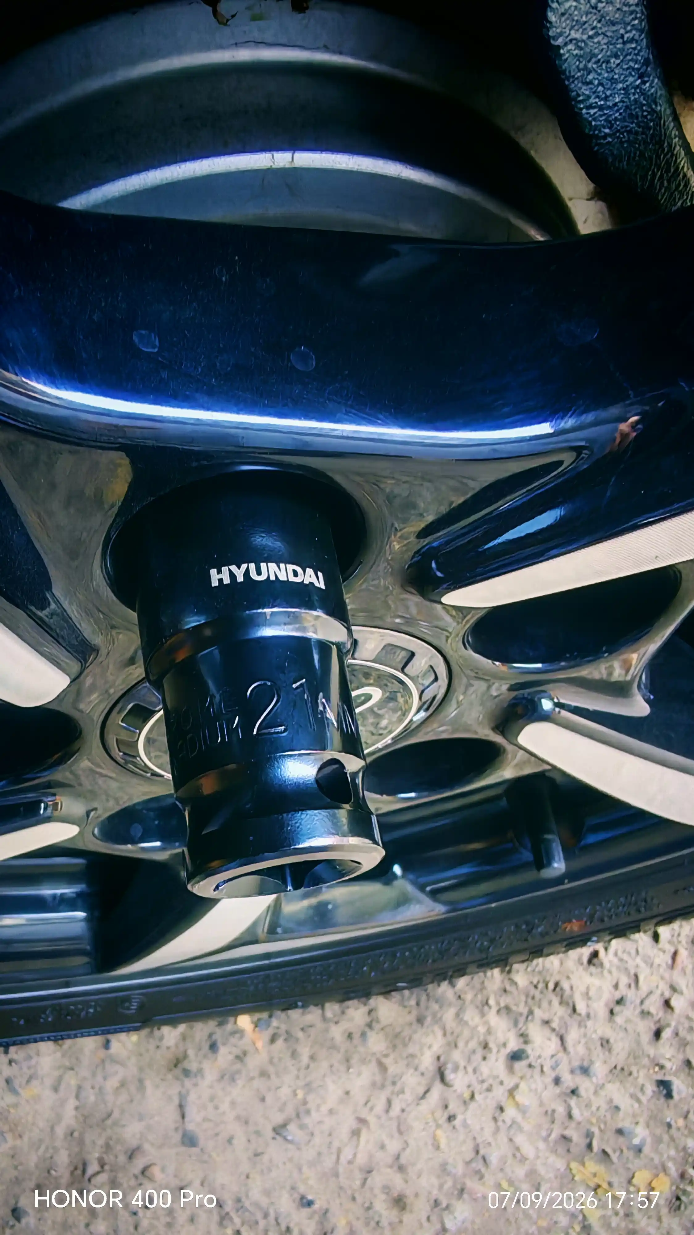 Uzun golovka 8/9/10/11/12/13/14/15/16/17/18/19/20/21/22/23/24/27/30/32 × 78 mm HYUNDAI