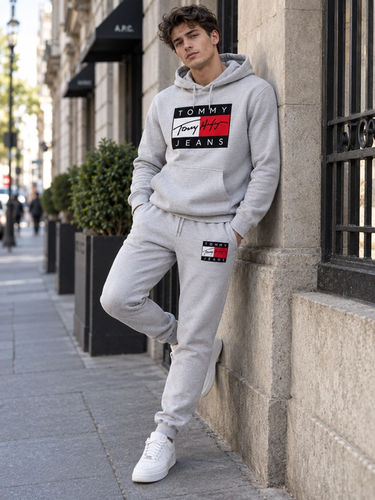 Erkaklar sport kostyumi Tommy Hilfiger, xudi va shalvar, dvoyka
