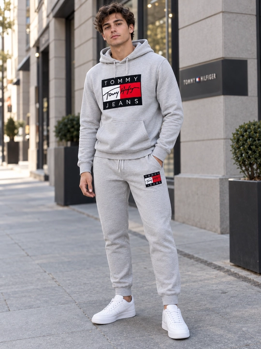 Erkaklar sport kostyumi Tommy Hilfiger, xudi va shalvar, dvoyka