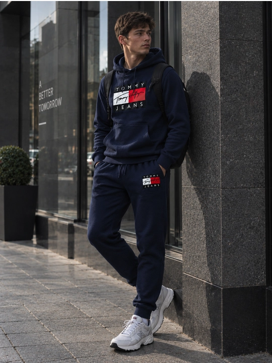 Erkaklar sport kostyumi Tommy Hilfiger, xudi va shalvar, dvoyka