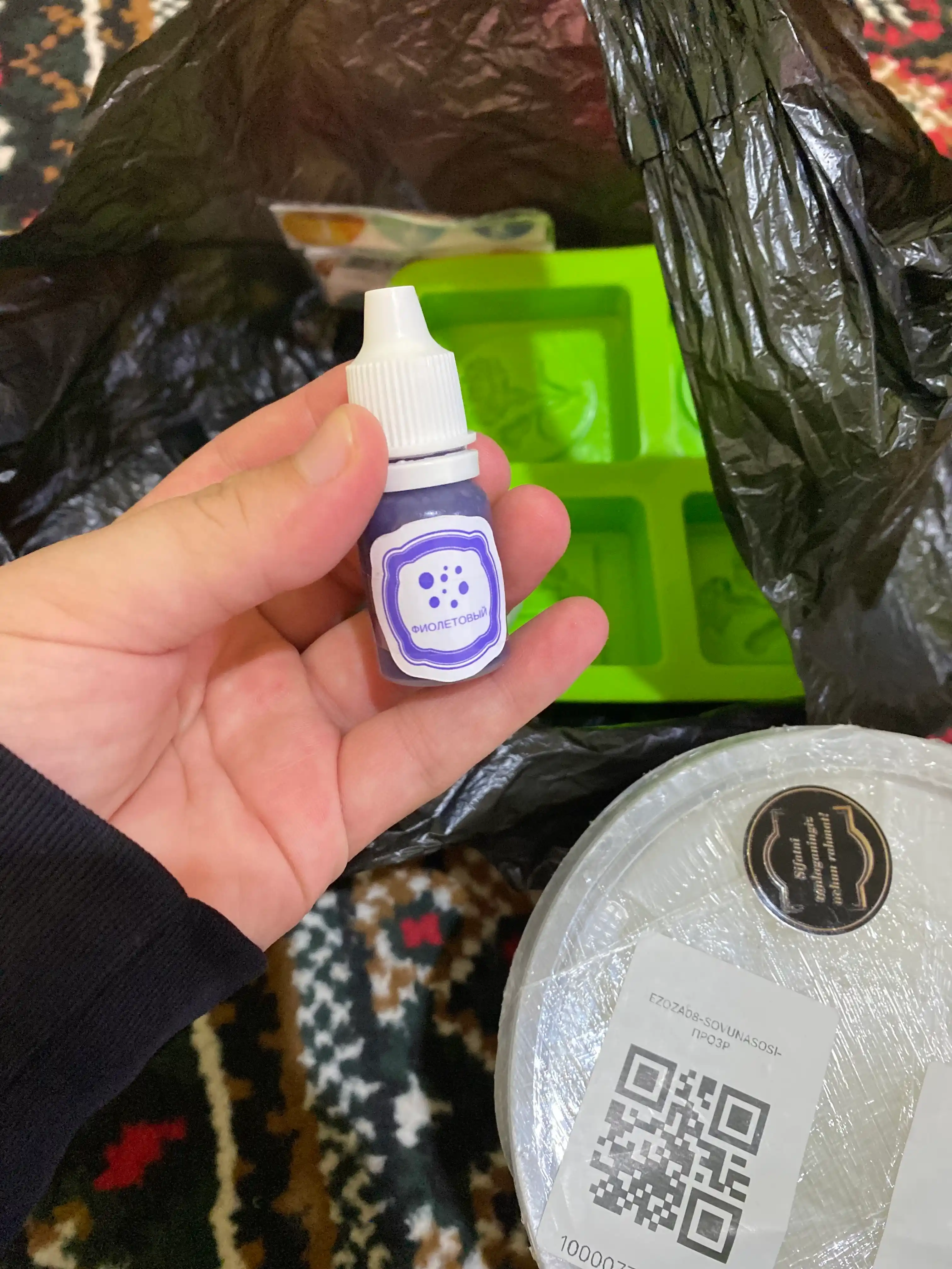 Sovunlar uchun ko'chib ketmaydigan bo'yoq, 10 ml, tomchili flakon