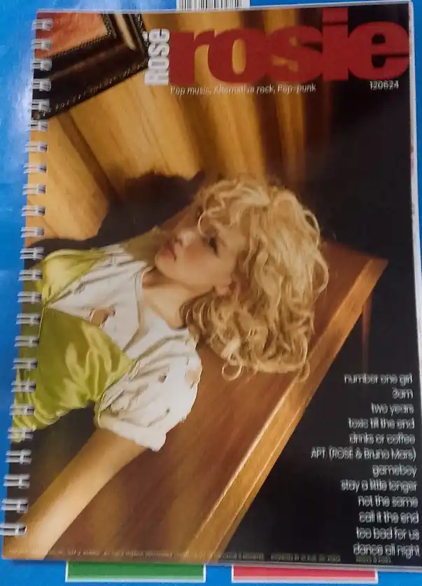 BLACKPINK, K-POP, Bloknot va Planner 2 tasi 1 da - 30 varaqli, 2 bo'limli