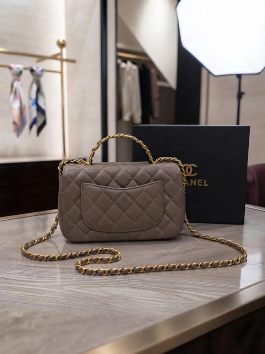 Сумка-кроссбоди для женщин в стиле CHANEL, подходящая для ежедневного использования