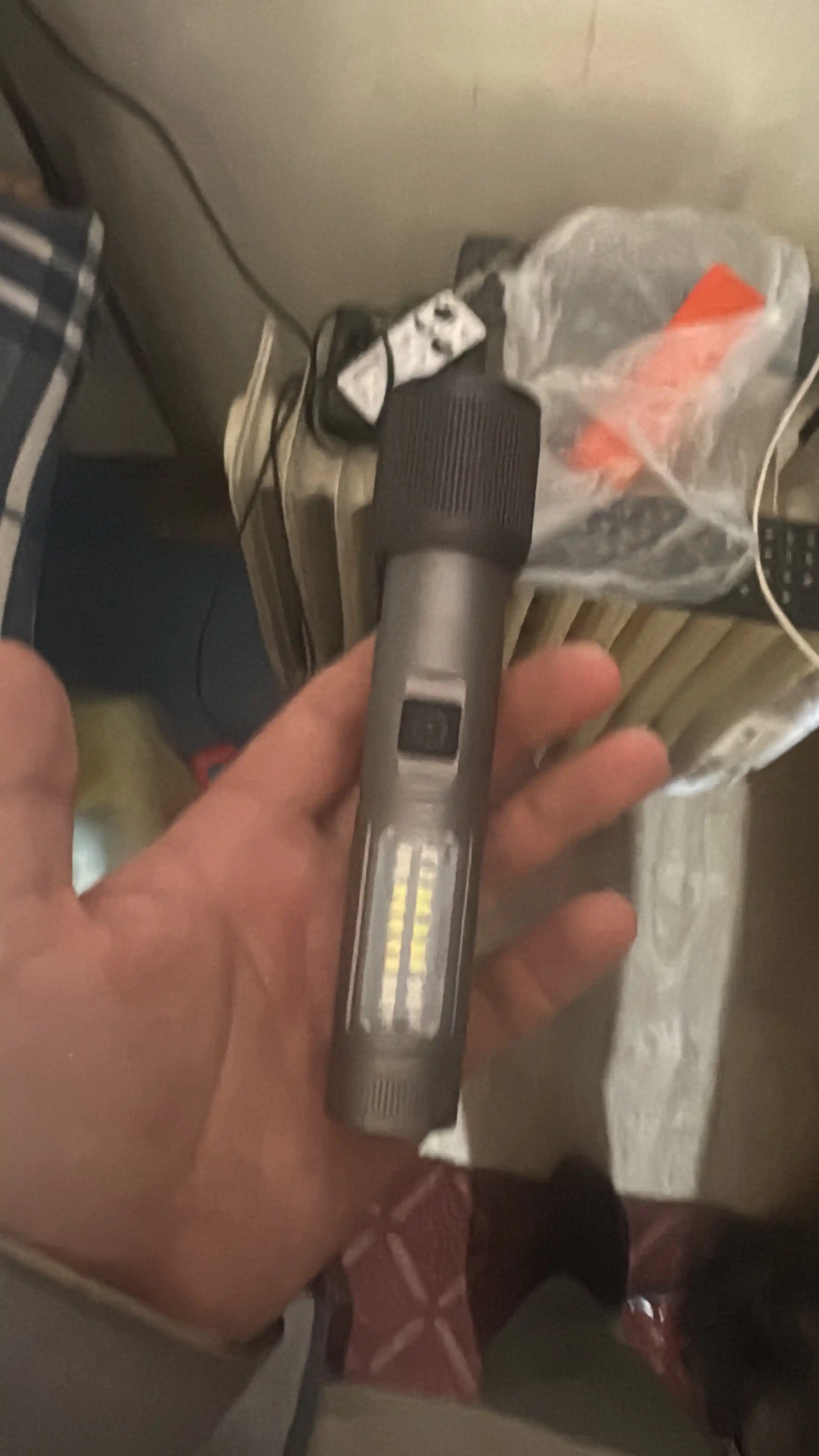 Мощный LED фонарь FANALIKE