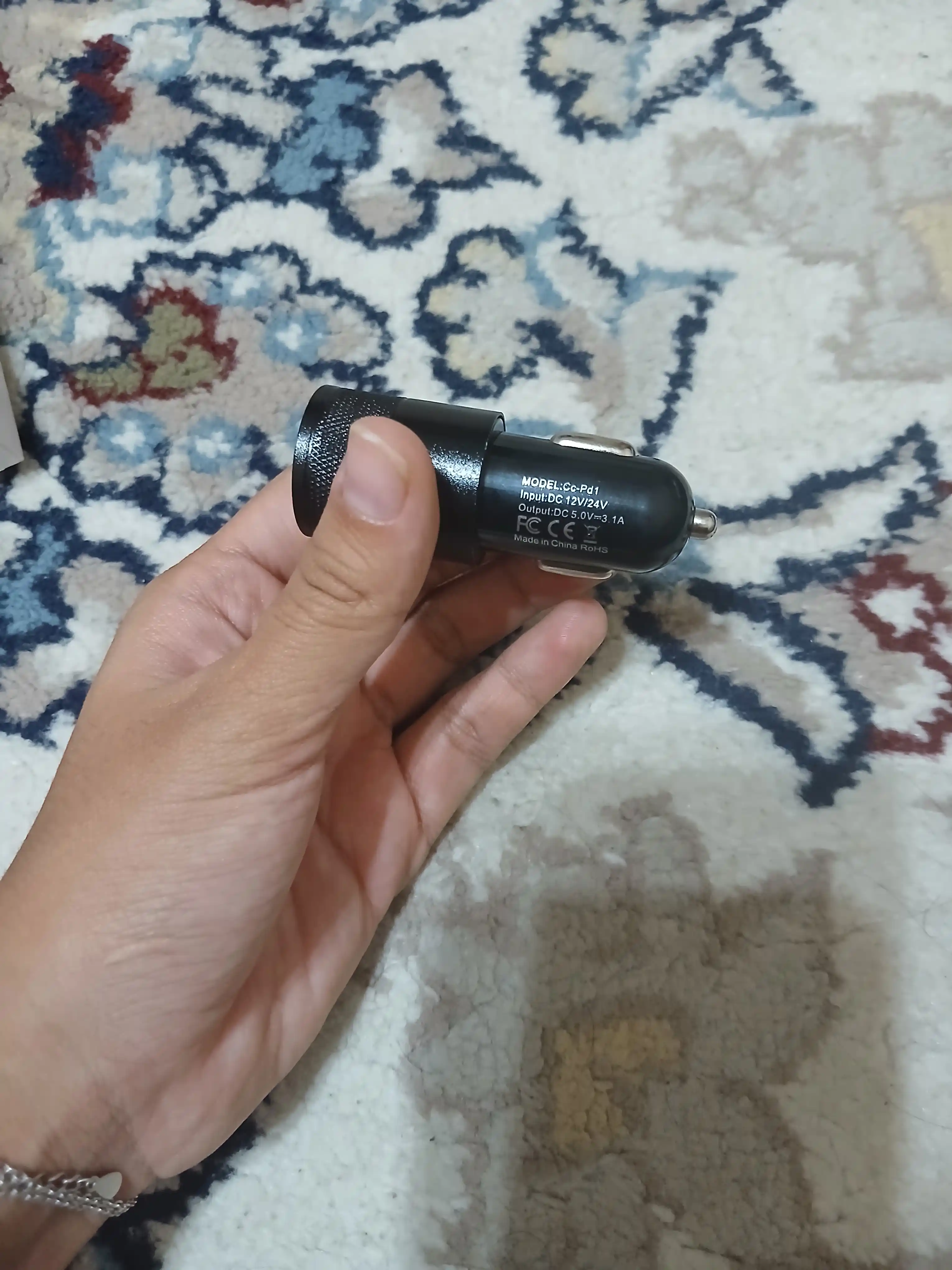 Avtomobil zaryadlovchi PD 30W + QC 3.0, Type-C va USB, metall avtoadapter MLE-LHJ11