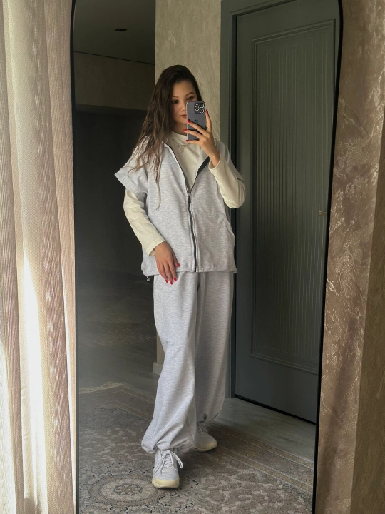 Ayollar uchun 3 qismli sportivka, sport kostyumi, standart 44–50