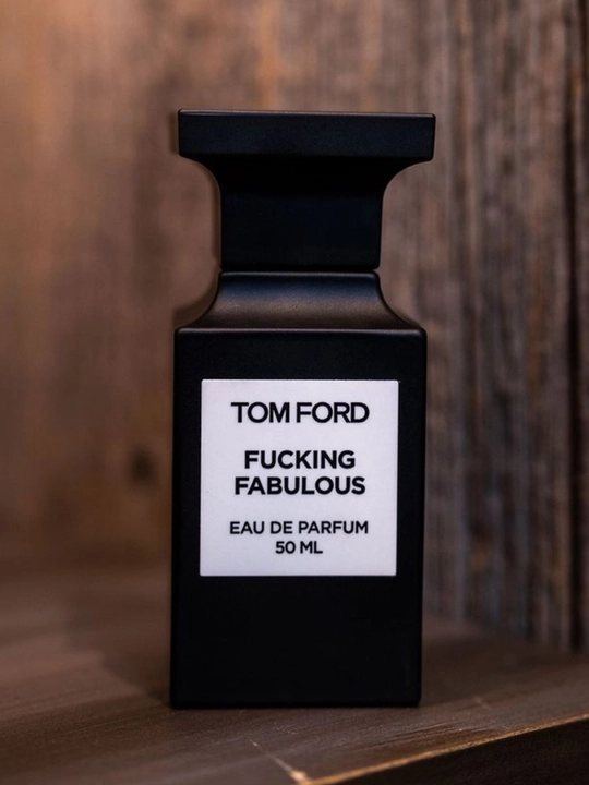 Tom Ford Fabulous uniseks atiri, terili va bodomli Eau de Parfum, iliq nafis ifor