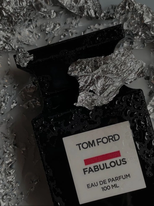 Tom Ford Fabulous uniseks atiri, terili va bodomli Eau de Parfum, iliq nafis ifor
