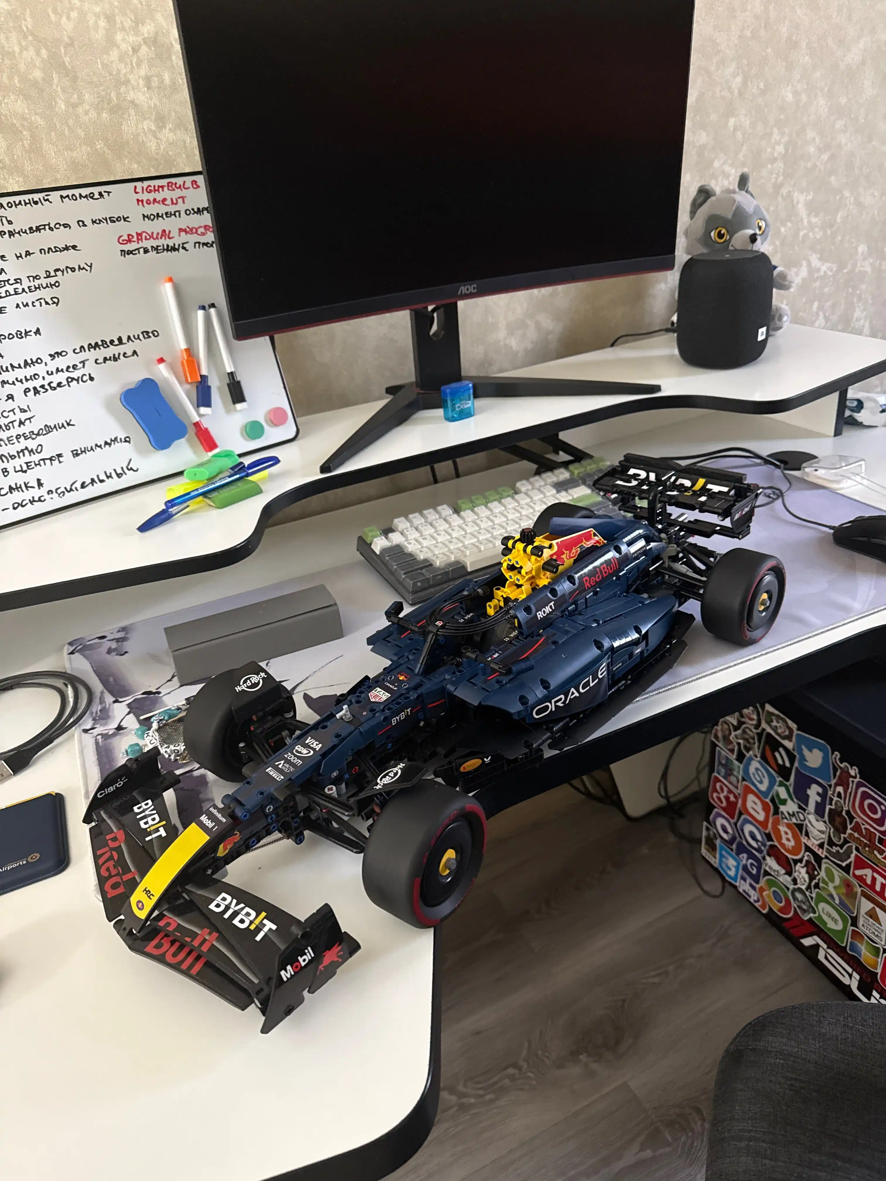 Formula 1 poyga mashinasi konstruktori, katta model 1:8 Technic, LEGO bilan mos keladi