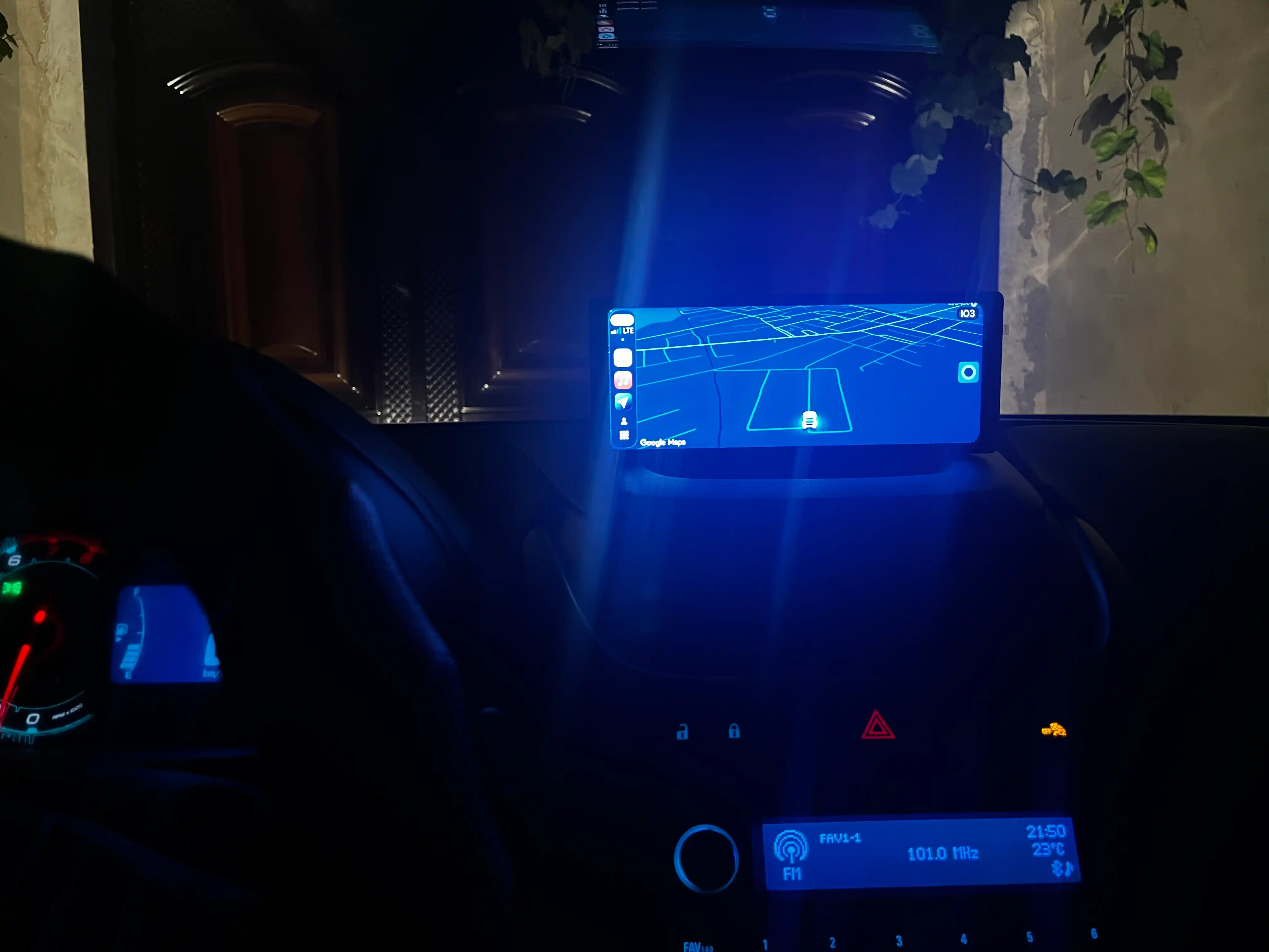 4K aqlli DVR, 10,26 dyuymli sensorli ekran, CarPlay / AndroitAuto, 64 GB