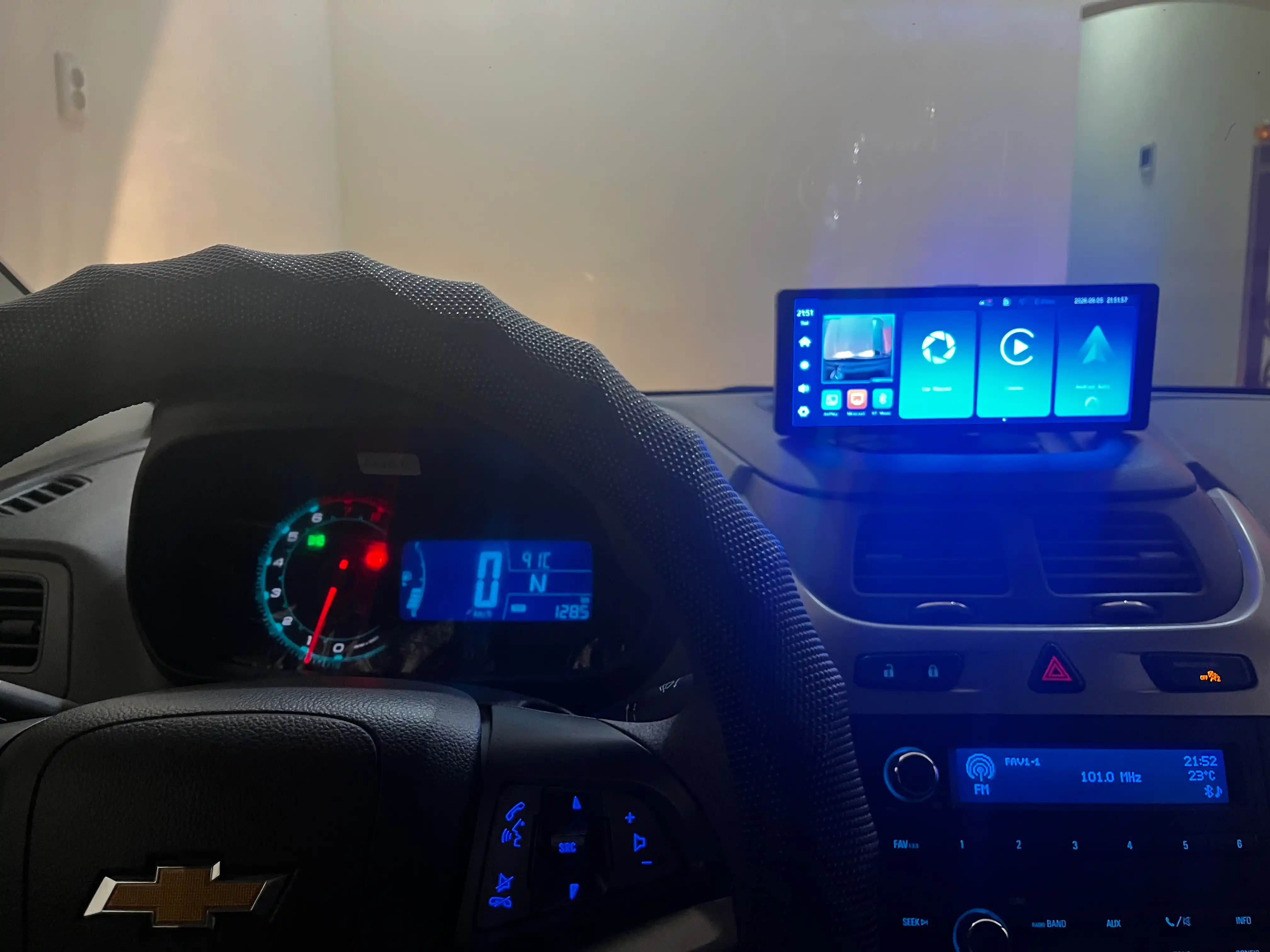4K aqlli DVR, 10,26 dyuymli sensorli ekran, CarPlay / AndroitAuto, 64 GB