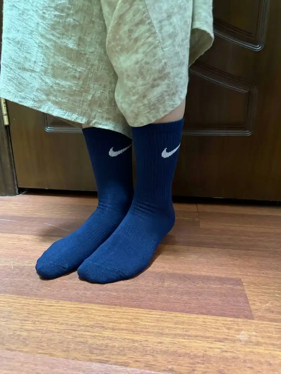 Nike rangli klassik paypoqlar – yorqin ranglar