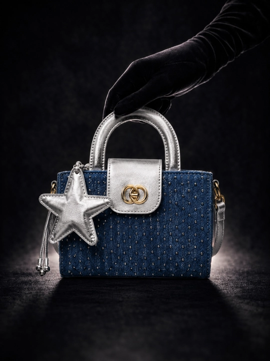 Chanel yozuvli ayollar mini sumkasi, denim, yelka tasmali