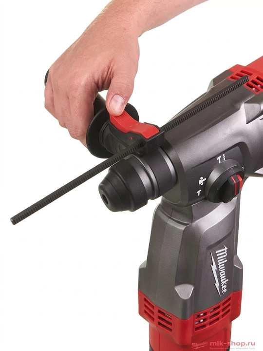 Перфоратор Milwaukee PH 26 T