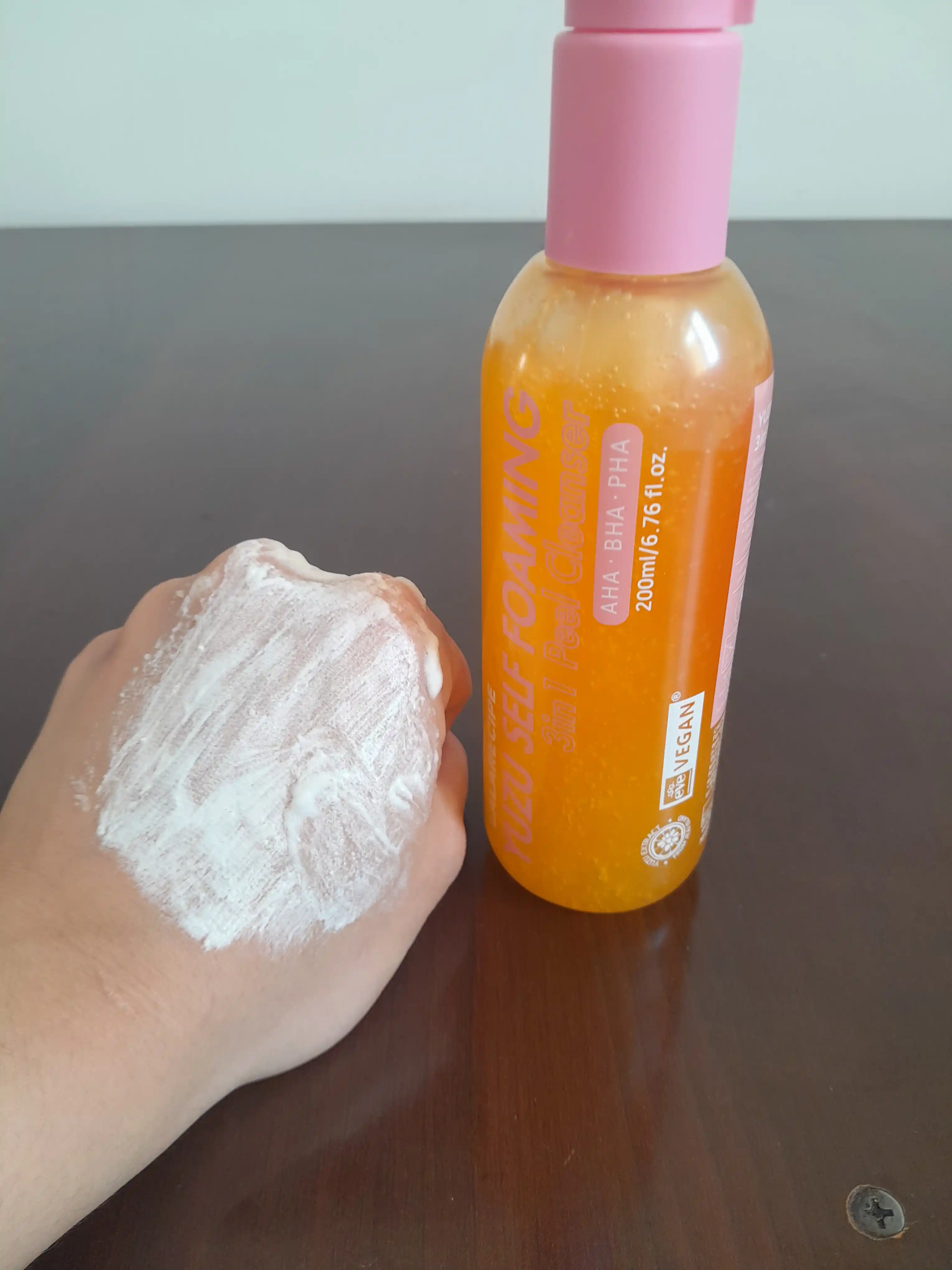 LALARECIPE Yuzu Self Foaming Cleanser, пенка для умывания с экстрактом юдзу, очищение