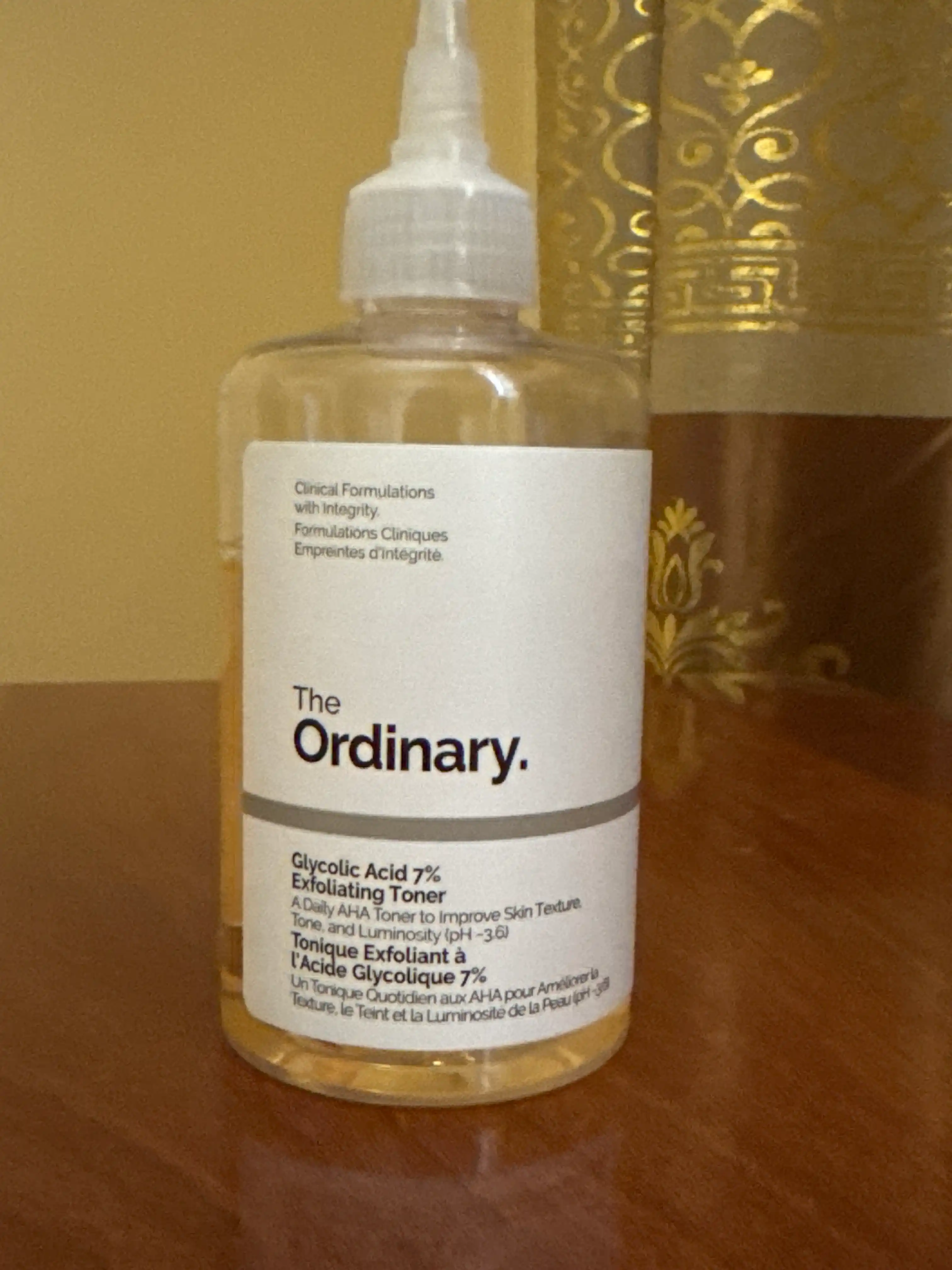 The Ordinary Glycolic Acid 7% Exfoliating Toner - тоник с 7% гликолевой кислотой, 240 мл
