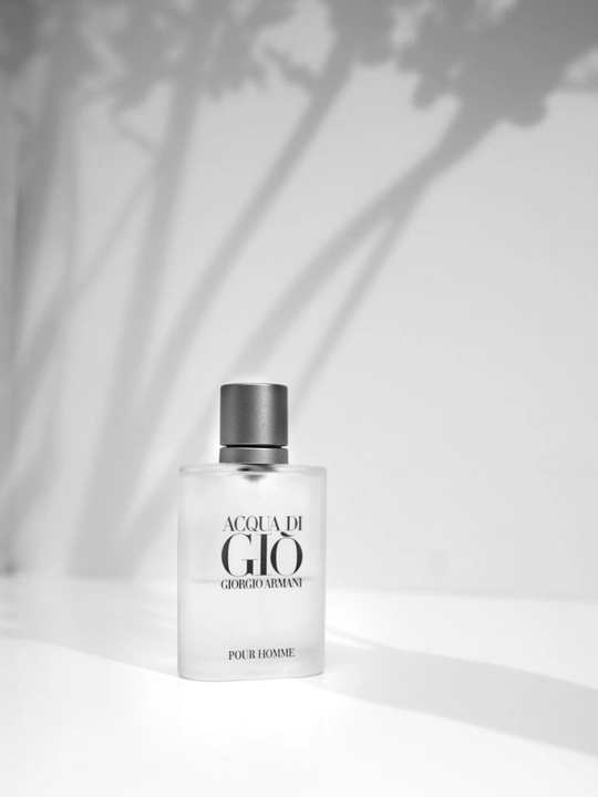 Giorgio Armani Acqua di Giò erkaklar atiri, Eau de Toilette, yangi dengiz va sitrusli hidi