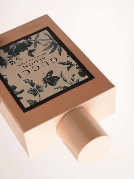 Gucci Bloom ayollar atiri, Eau de Parfum, yasemin, tuberoza va gulli hidli parfyum
