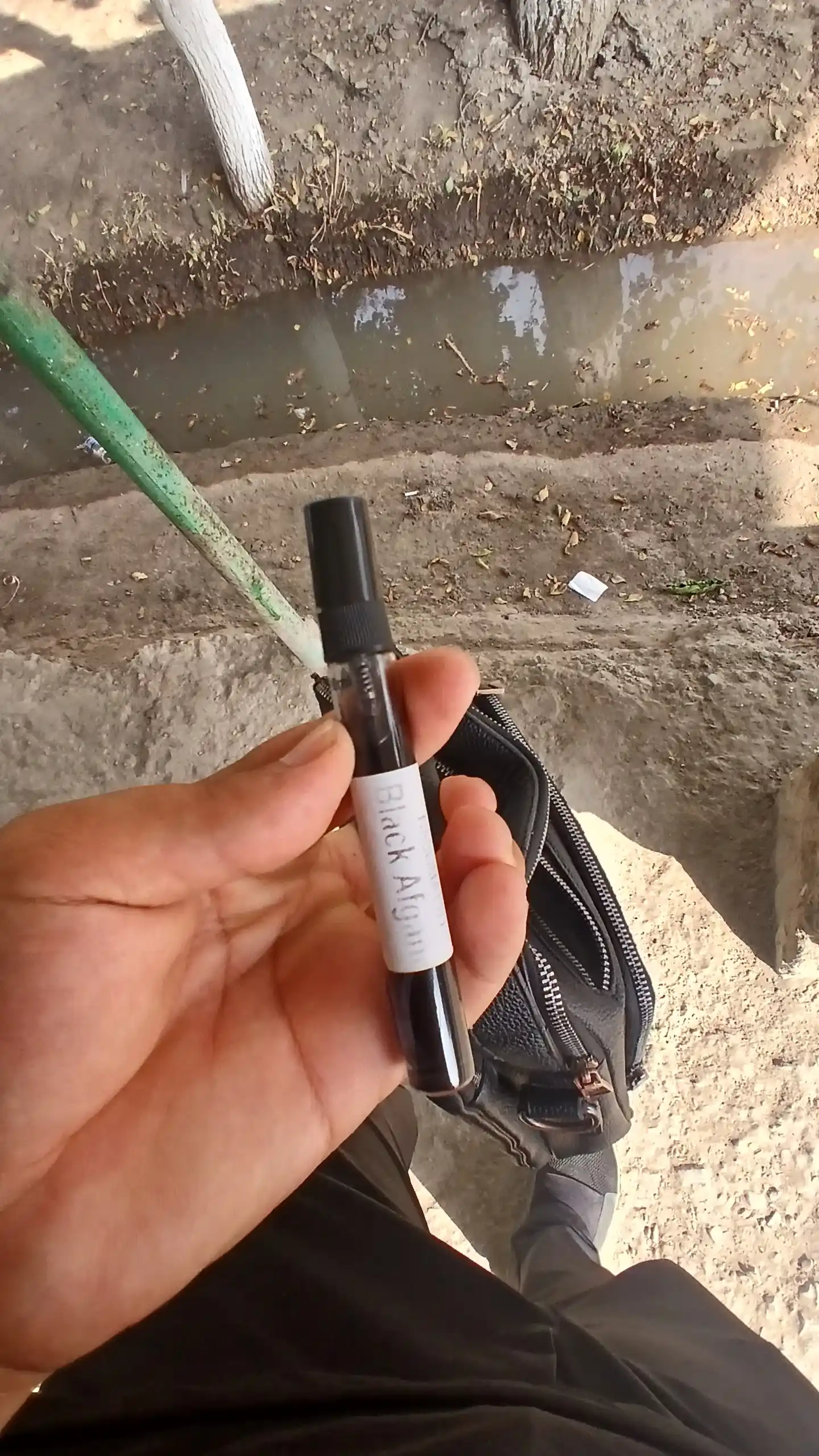 Black Afgano atirlari, erkaklar va ayollar uchun atirlar, probnik atirlar