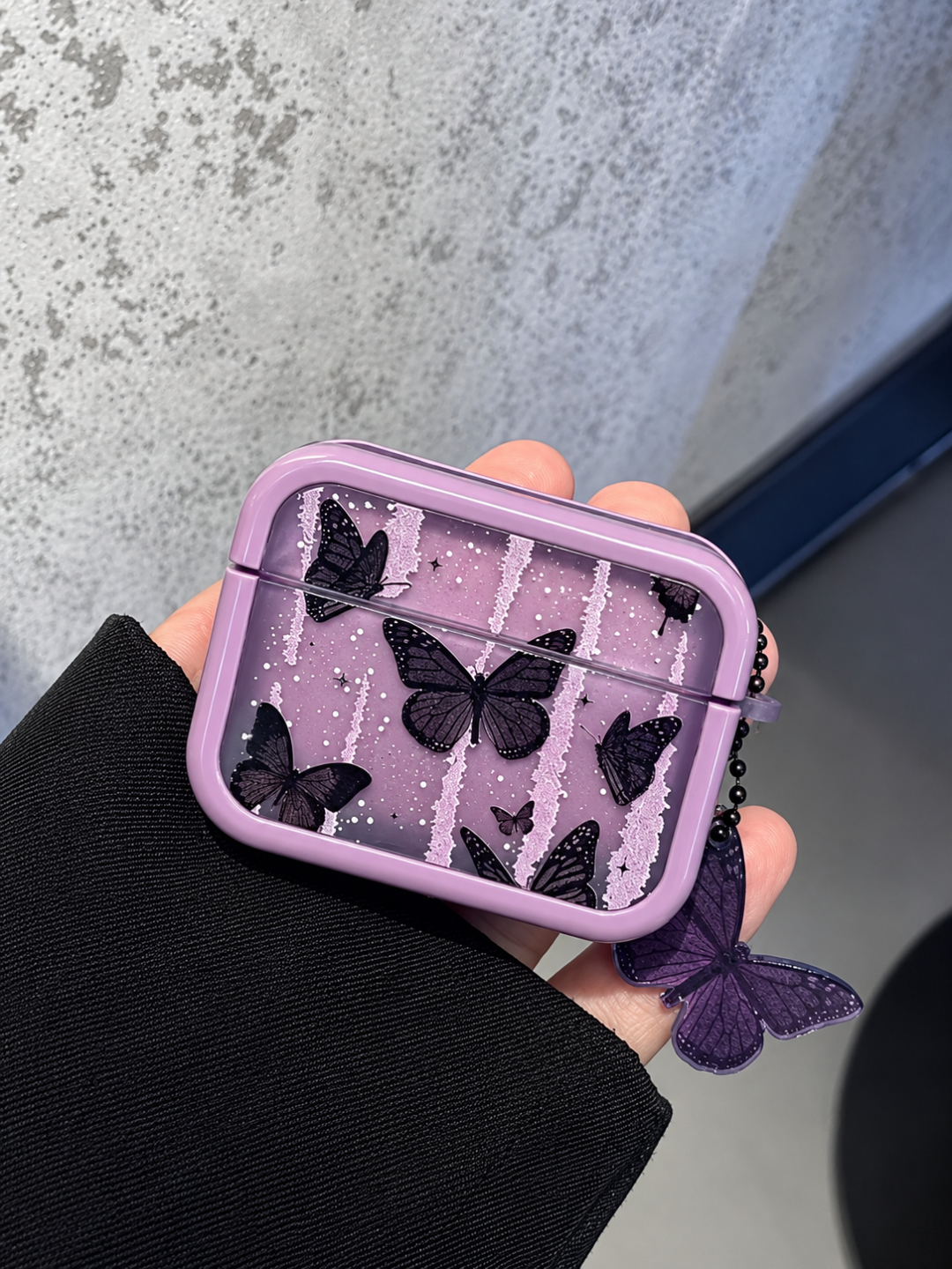 Чехол для беспроводных наушников AirPods Pro 2 / AirPods Pro с карабином - 