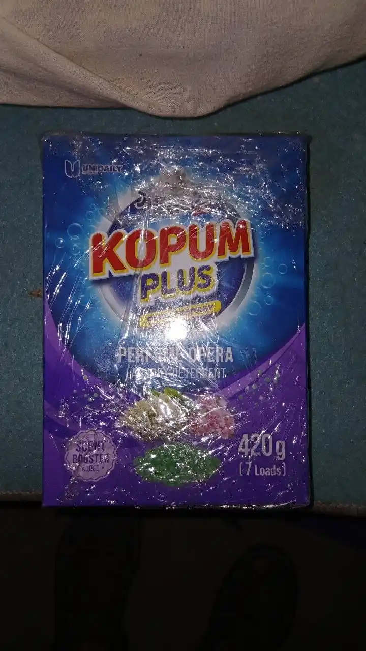 Kir yuvish kukuni Kopum Plus, avtomat, rangli va oq kiyimlar