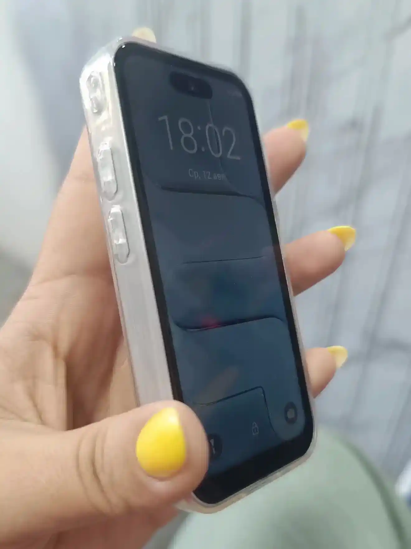 Bolalar uchun ixcham Air mini sensorli telefoni, 2 SIM