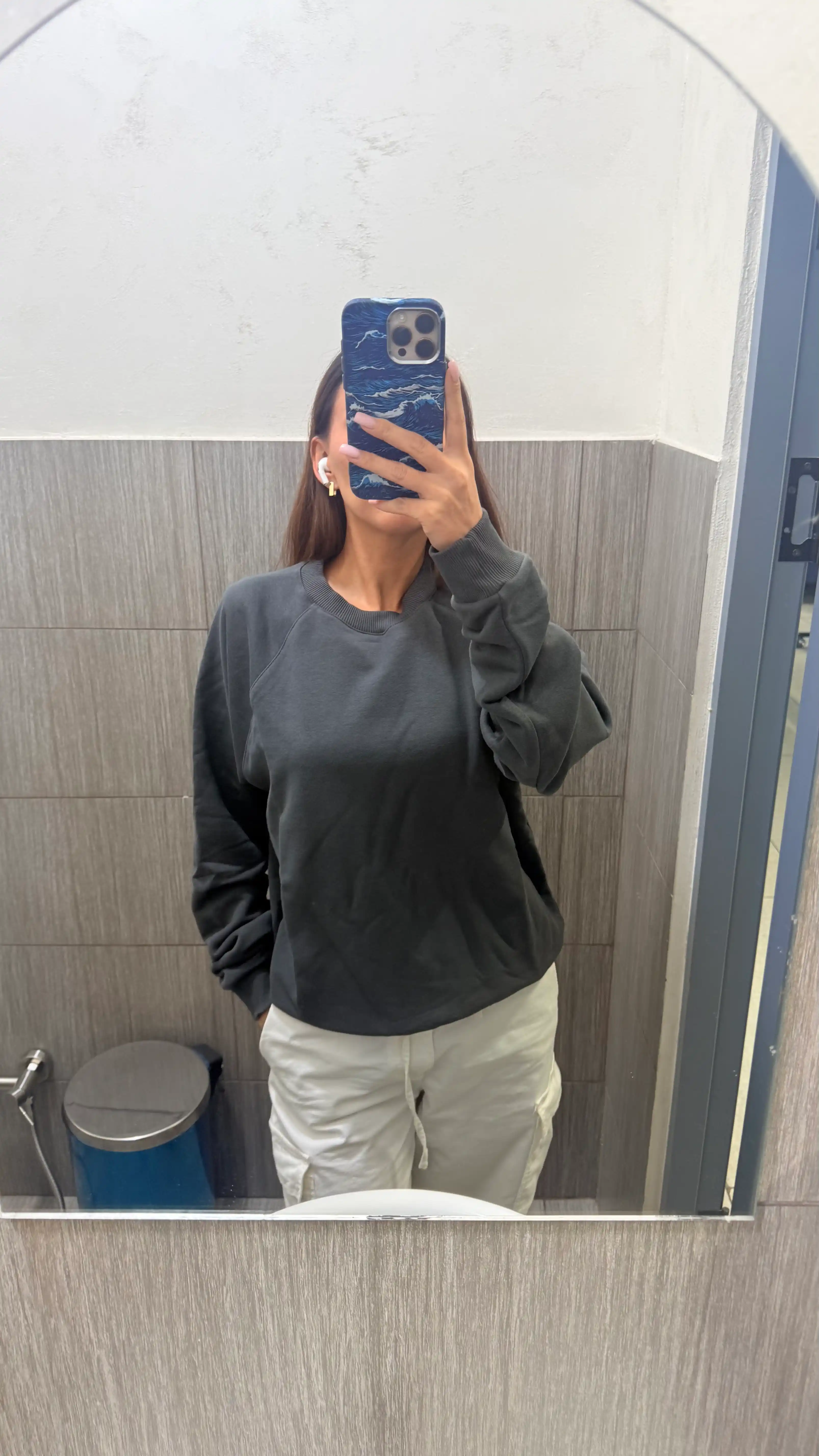 Ayollar reglan svitshoti SADO, koftalar