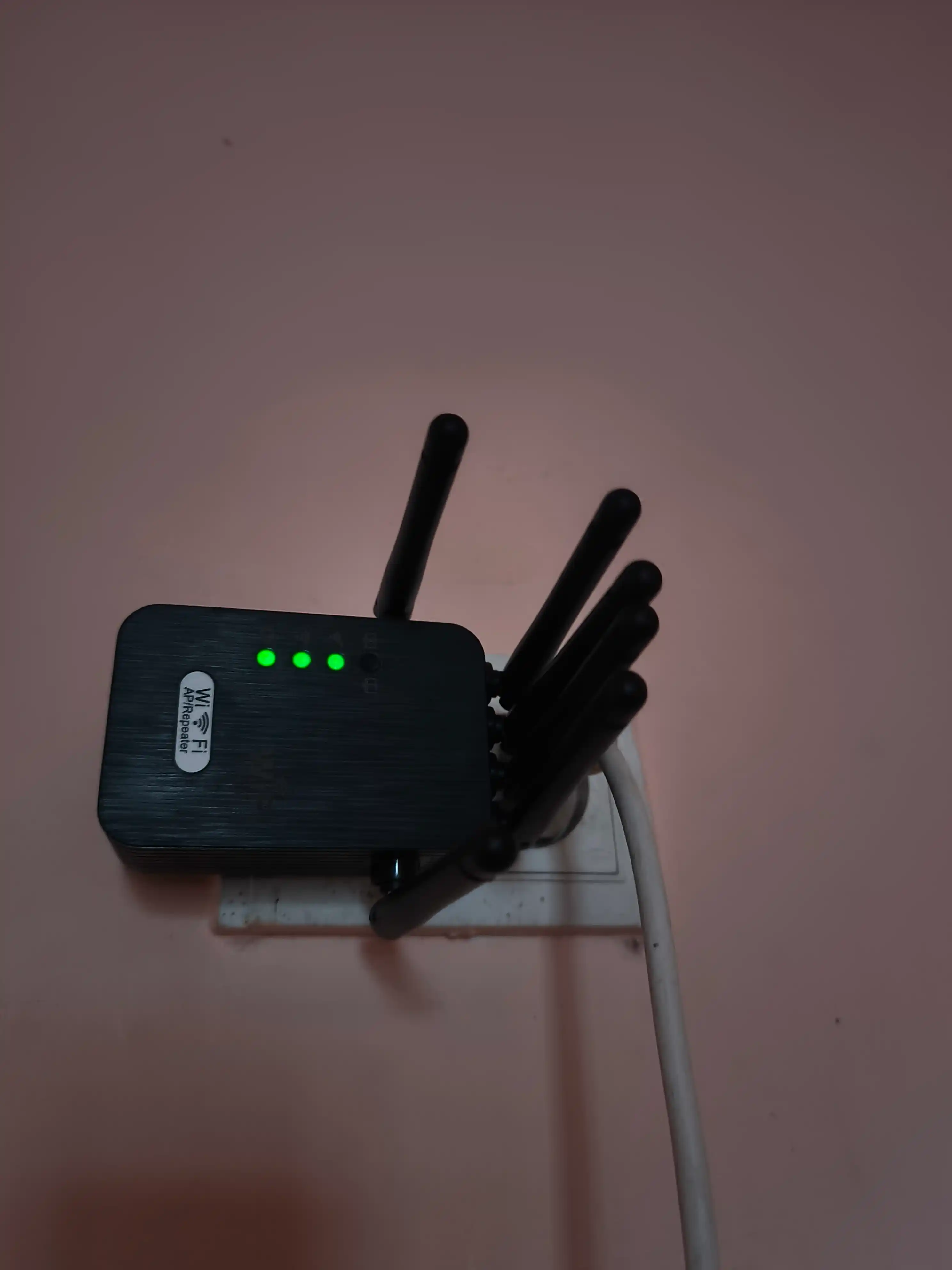 Мощный усилитель сигнала WiFi мини-роутер, репитер 3 в 1 вай фай беспроводной