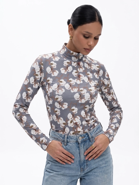 UMA ayollar uchun paxta guli printli Slim Fit uzun yengli longsliv - 