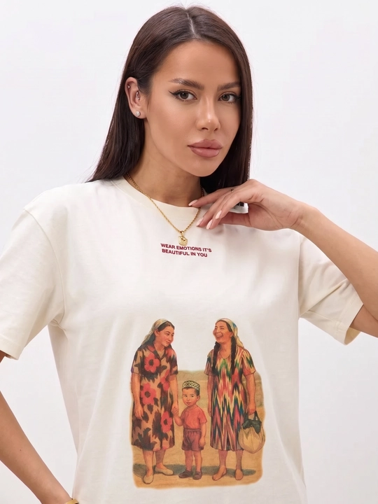 UMA ayollar uchun etnik art-printli Oversize futbolka