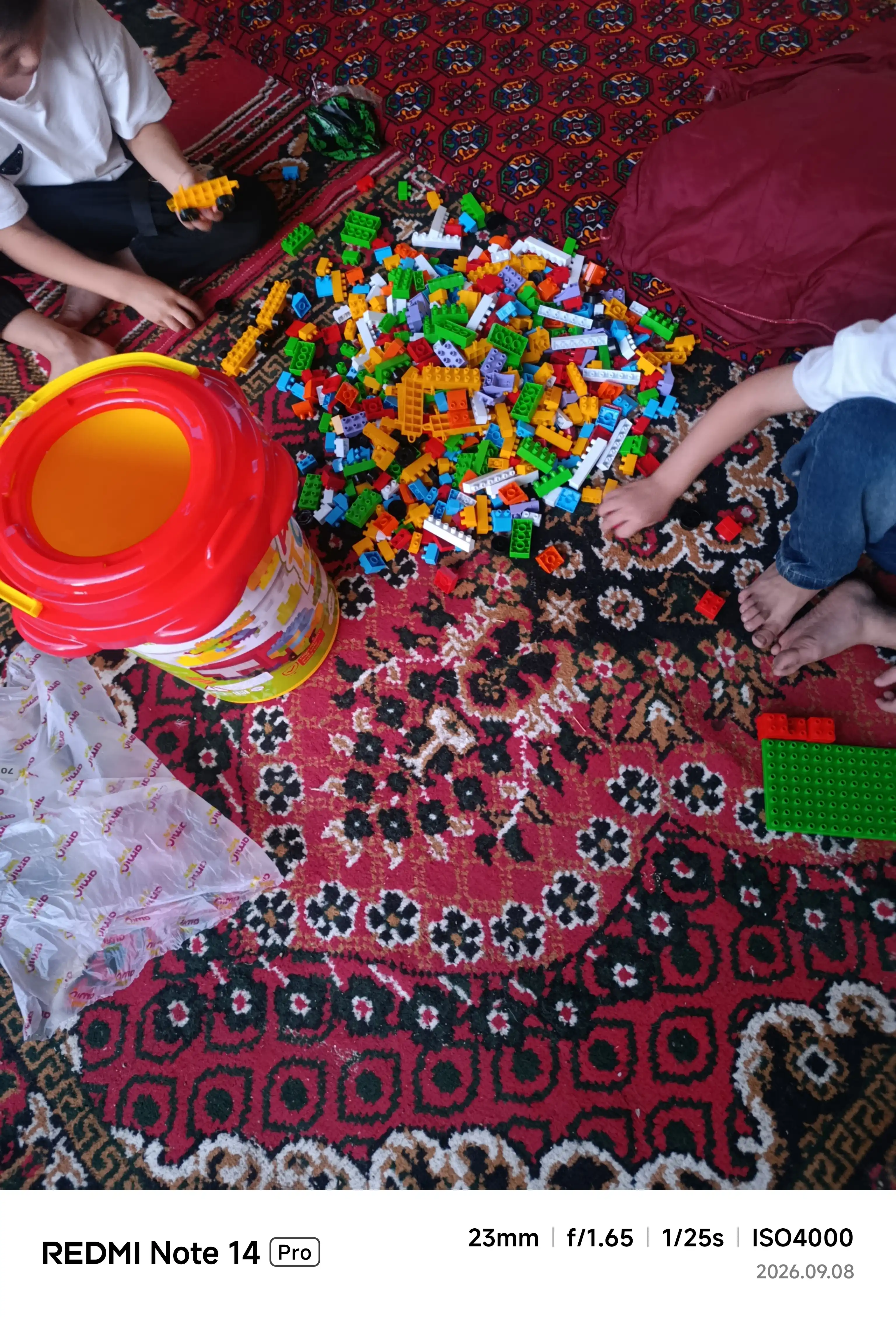 Детский конструктор Lego, набор цветных пластиковых блоков, от 32 до 707 деталей